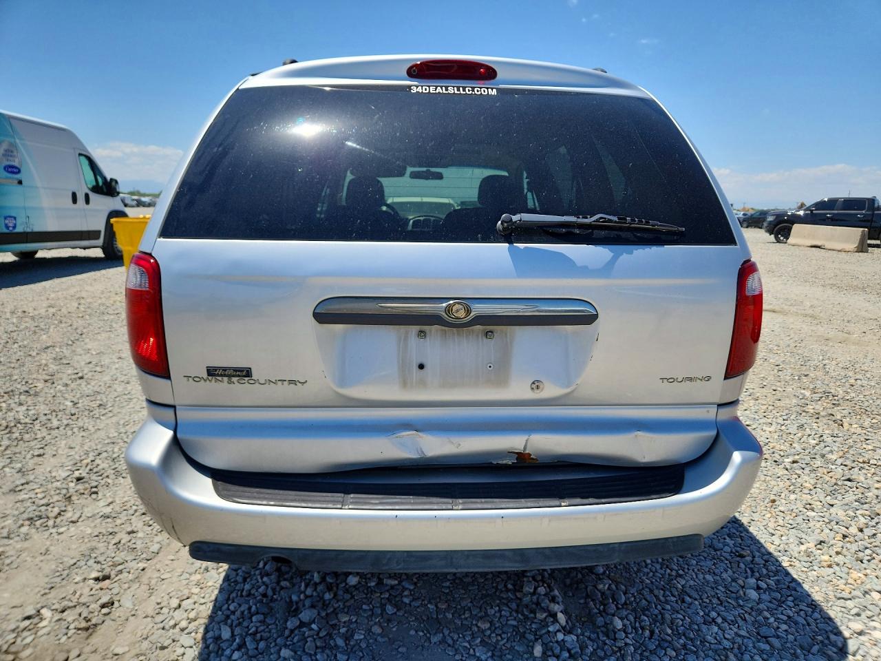 2005 Chrysler Town & Country Touring Silver vin: 2C4GP54L15R392317