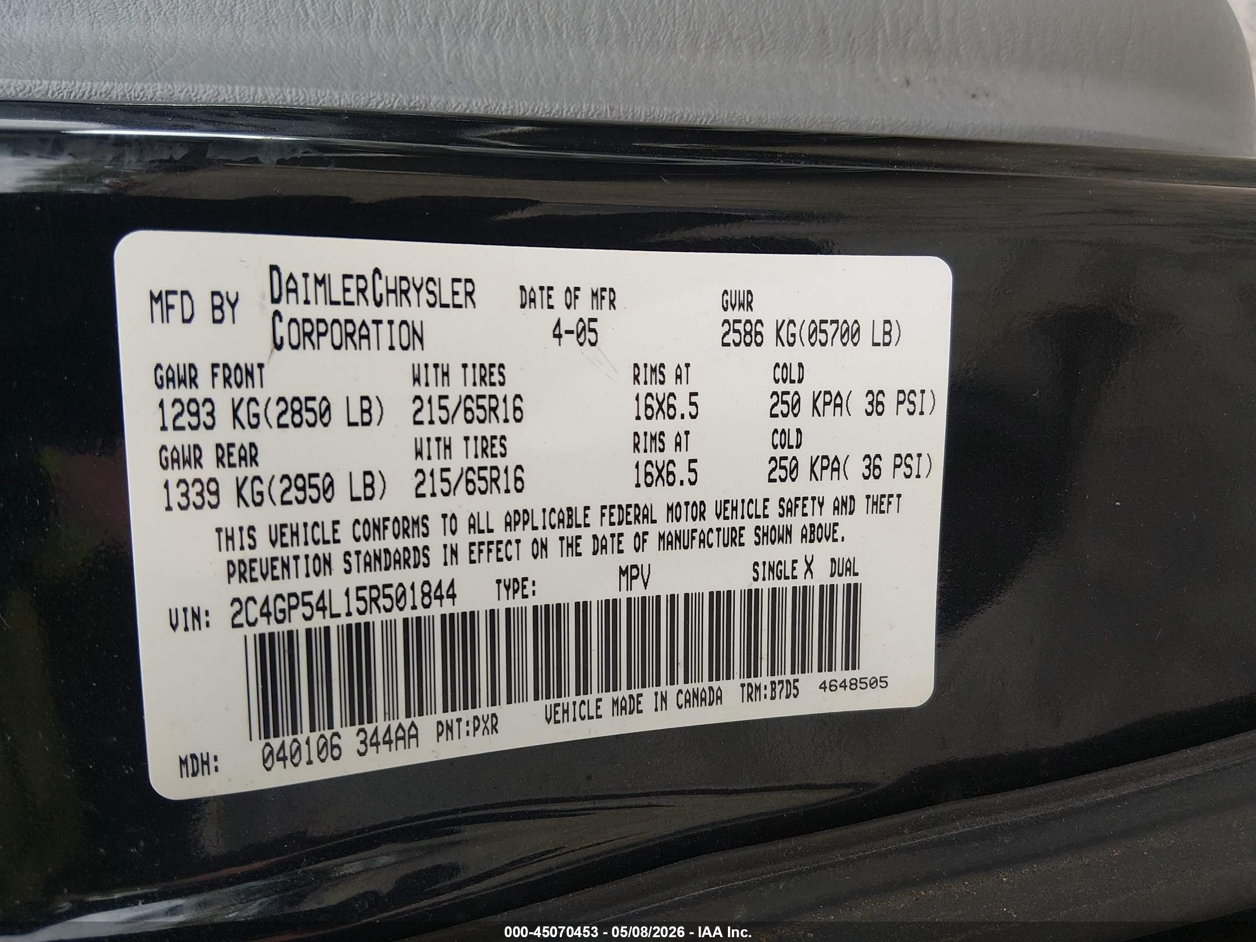 2005 Chrysler Town & Country Touring Black vin: 2C4GP54L15R501844
