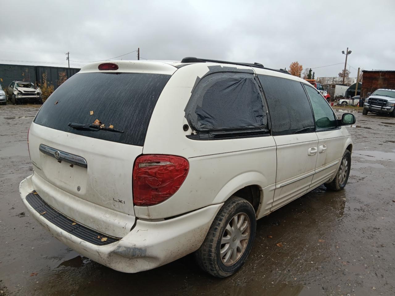 2003 Chrysler Town & Country Lxi White vin: 2C4GP54L23R284883