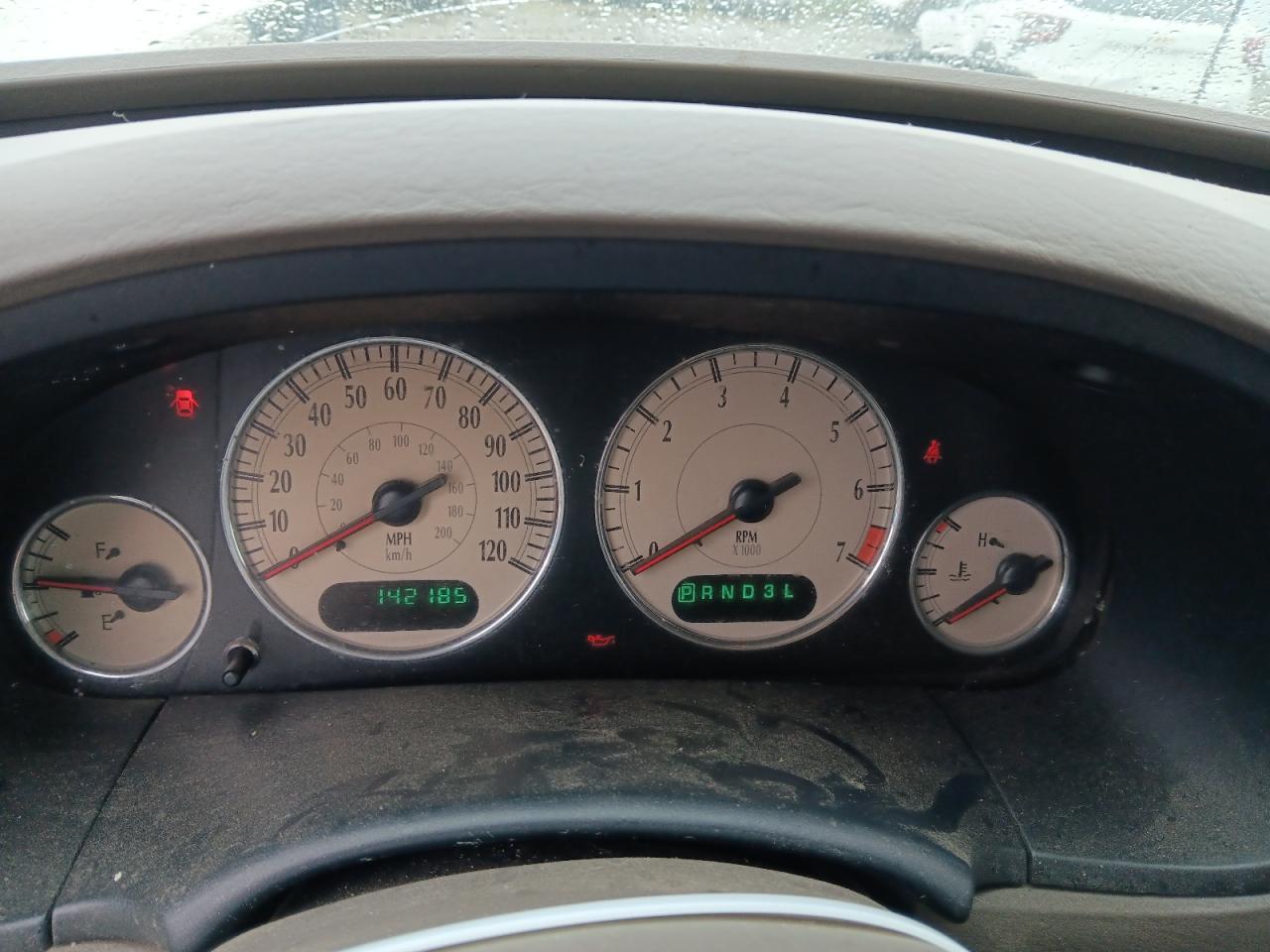 2003 Chrysler Town & Country Lxi White vin: 2C4GP54L23R284883