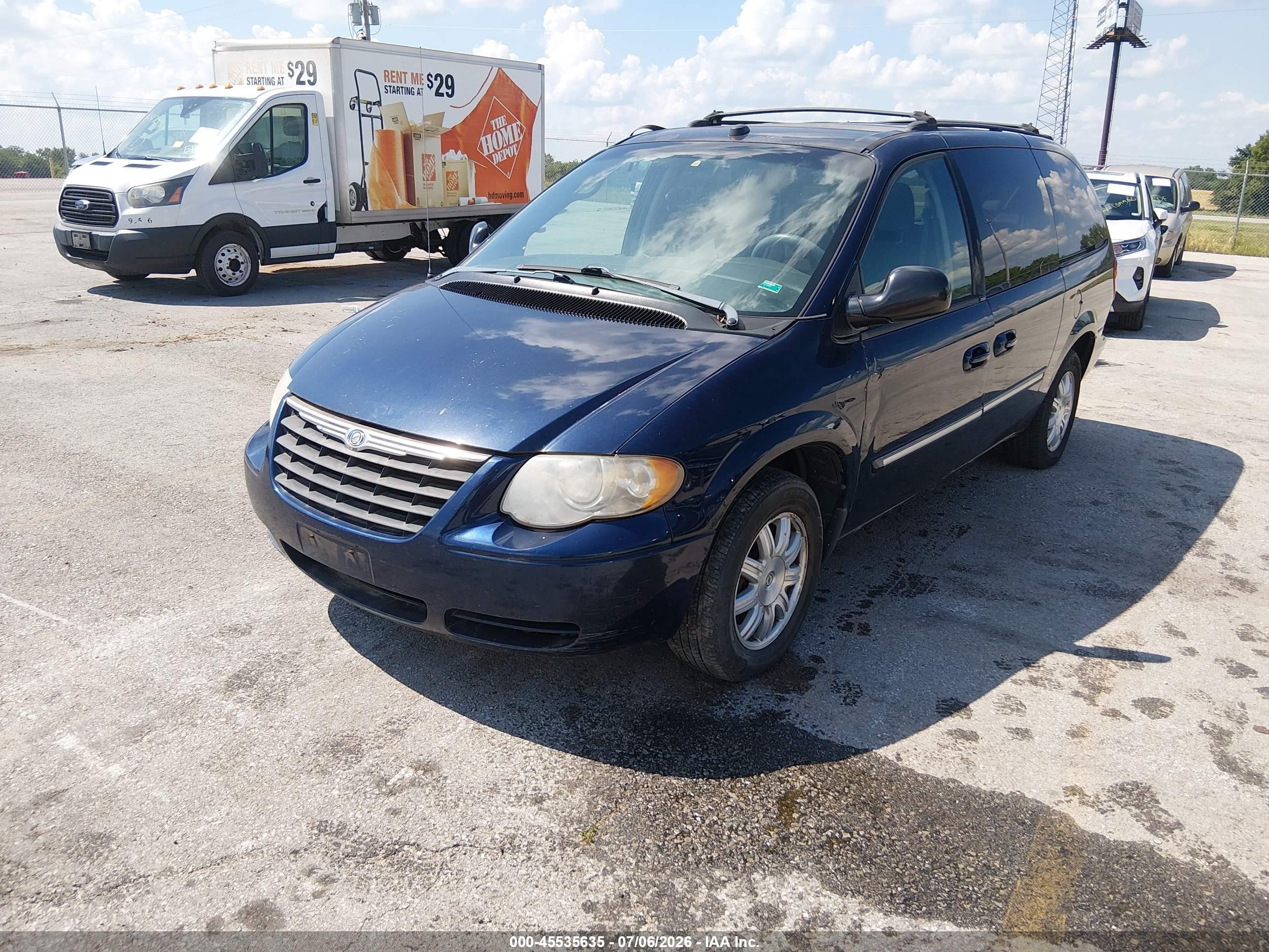 2005 Chrysler Town & Country Touring Blue vin: 2C4GP54L25R508172
