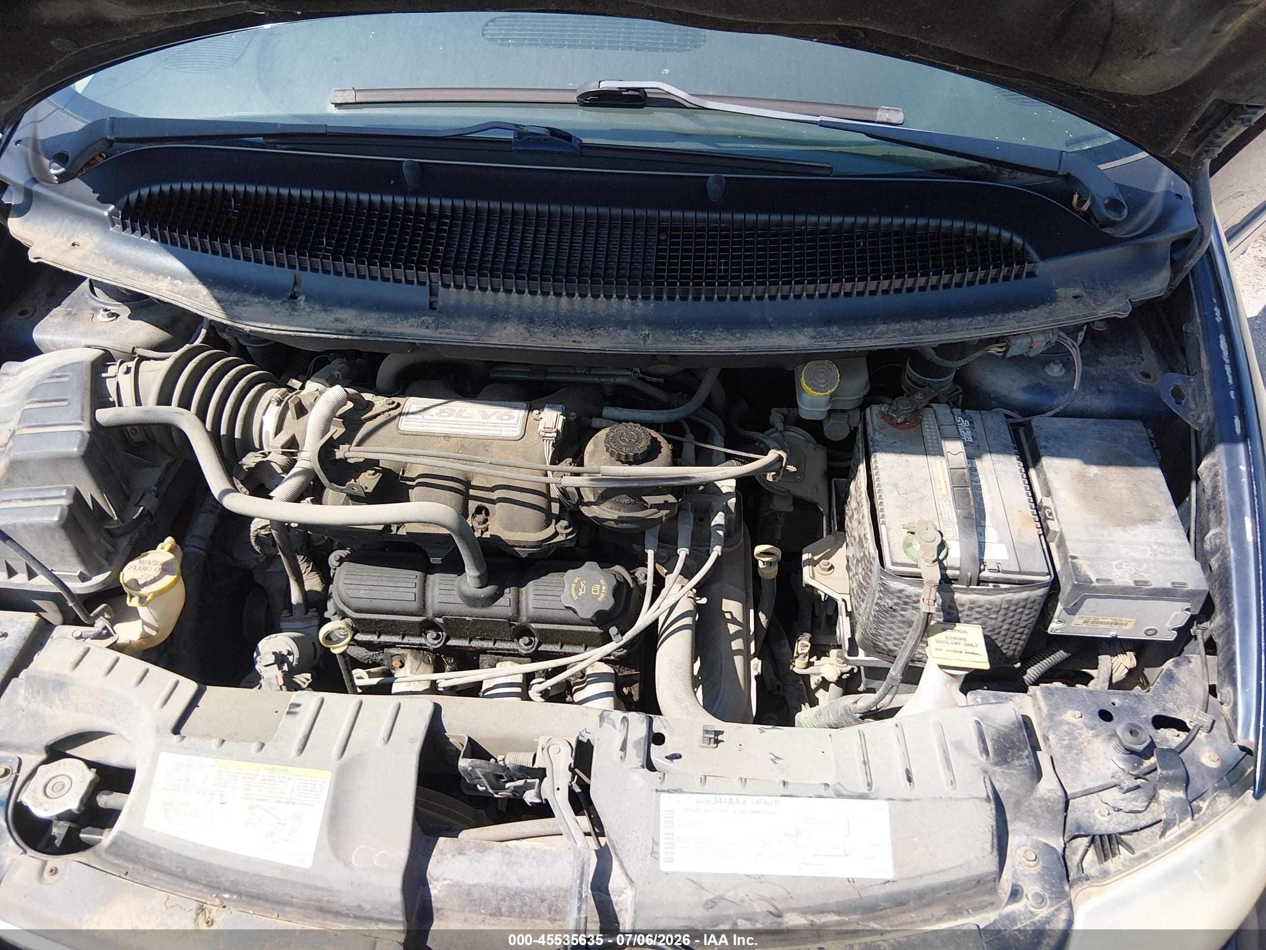 2005 Chrysler Town & Country Touring Blue vin: 2C4GP54L25R508172