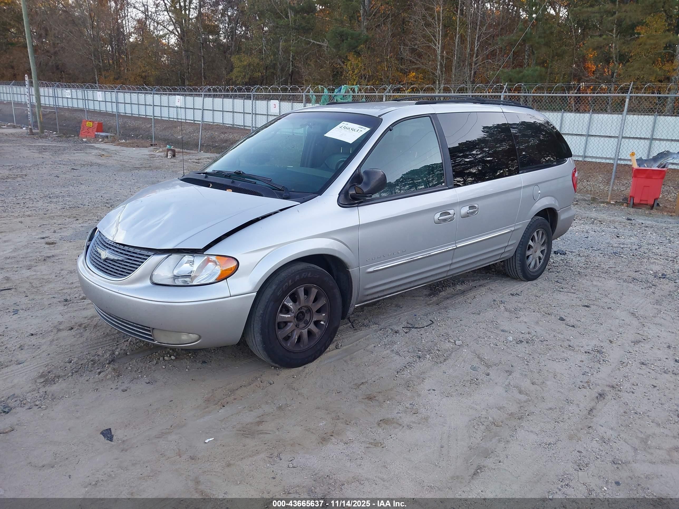 2001 Chrysler Town & Country Lxi Silver vin: 2C4GP54L31R316687