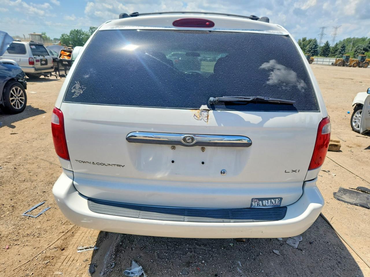2001 Chrysler Town & Country Lxi White vin: 2C4GP54L31R375030