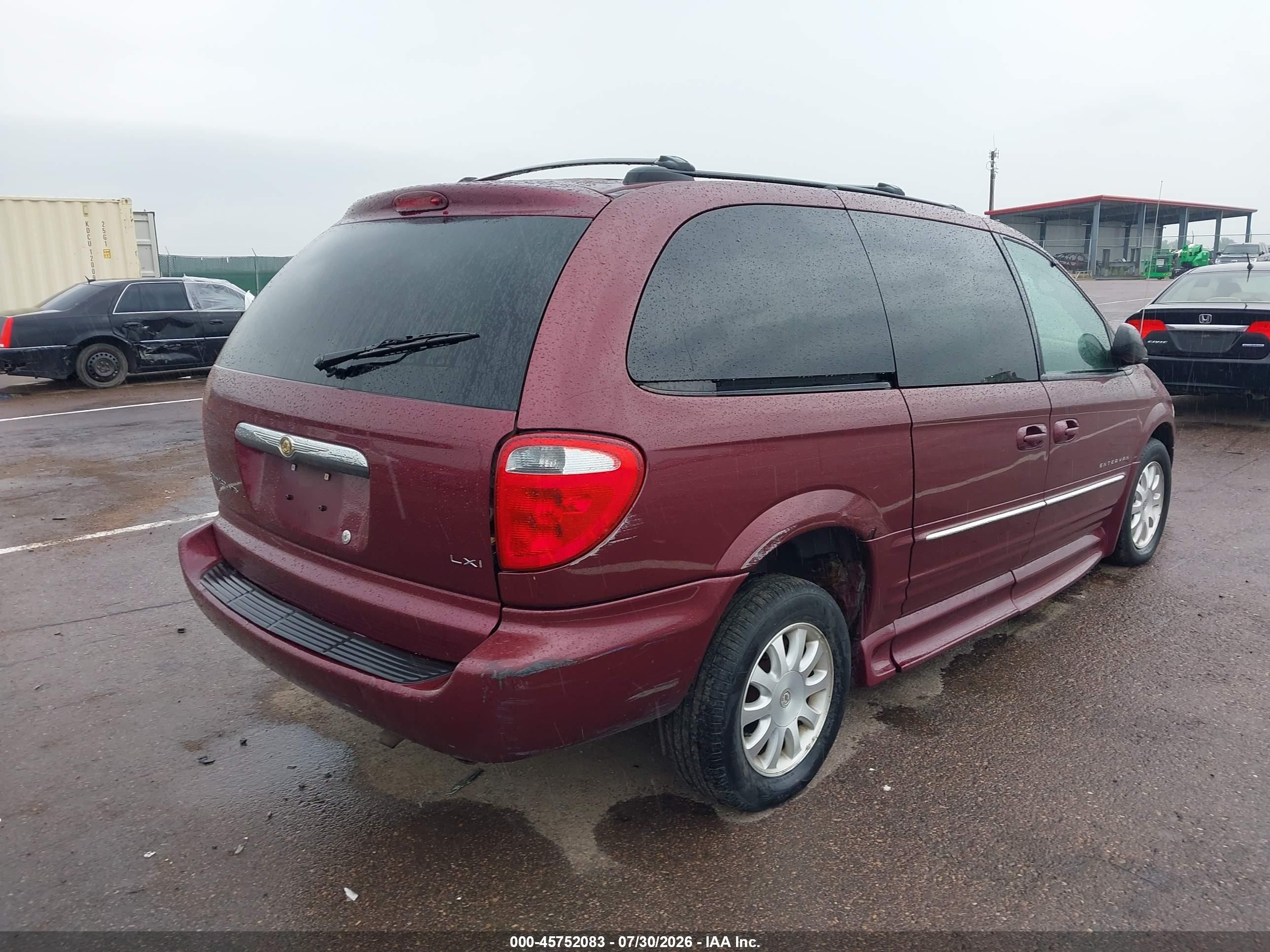 2003 Chrysler Town & Country Lxi Red vin: 2C4GP54L33R212526