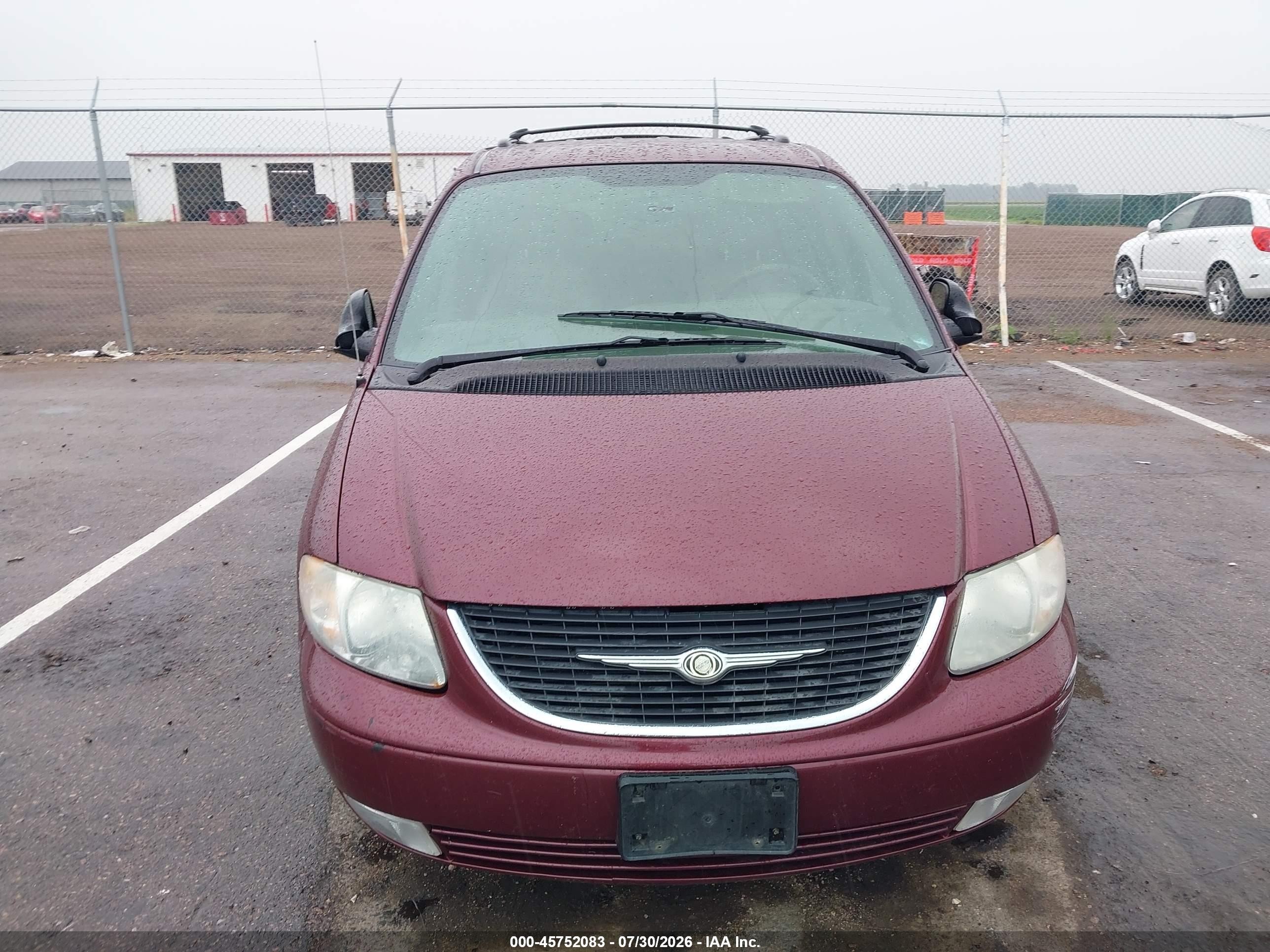 2003 Chrysler Town & Country Lxi Red vin: 2C4GP54L33R212526