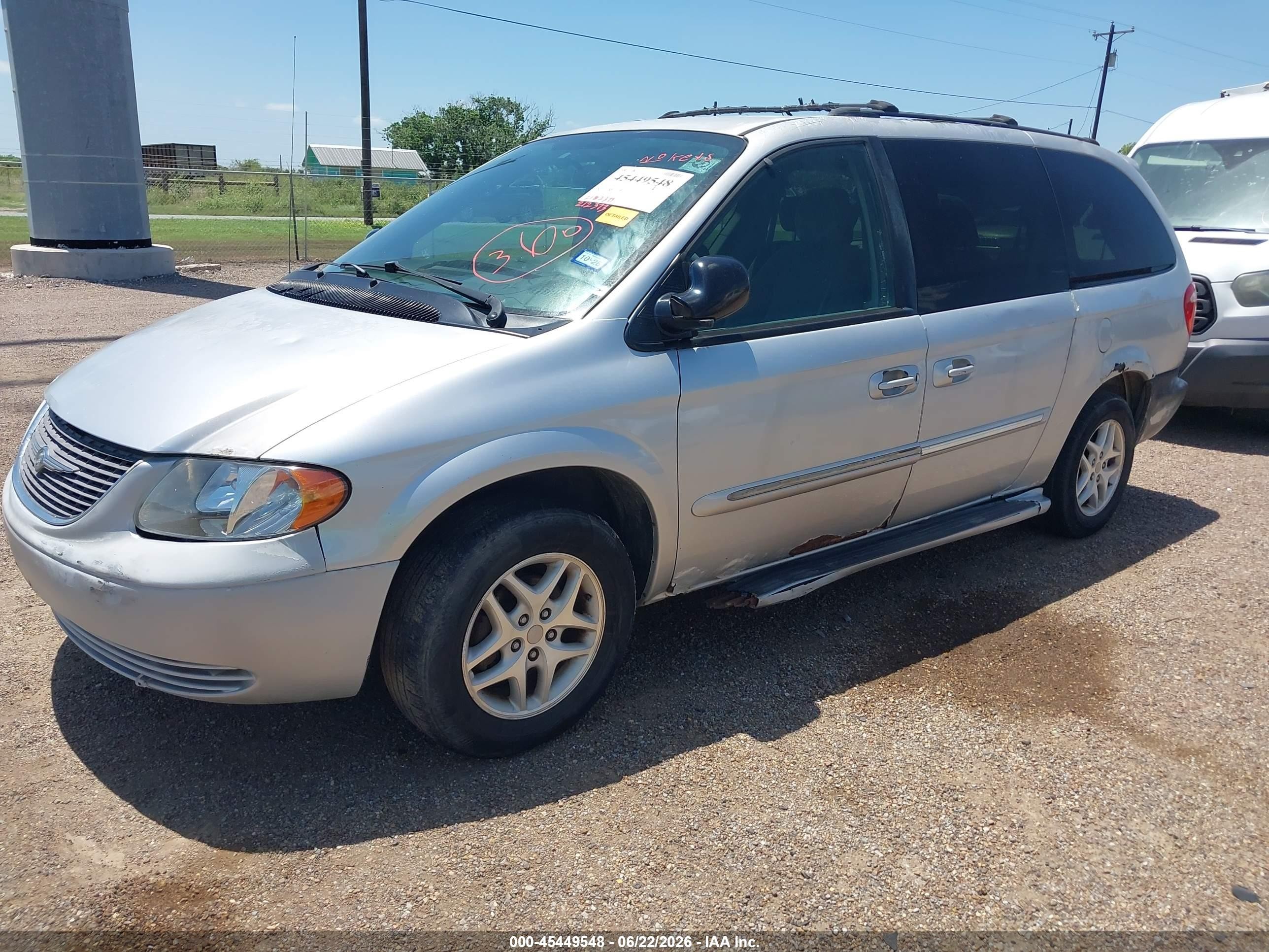 2004 Chrysler Town & Country Touring Silver vin: 2C4GP54L34R529658
