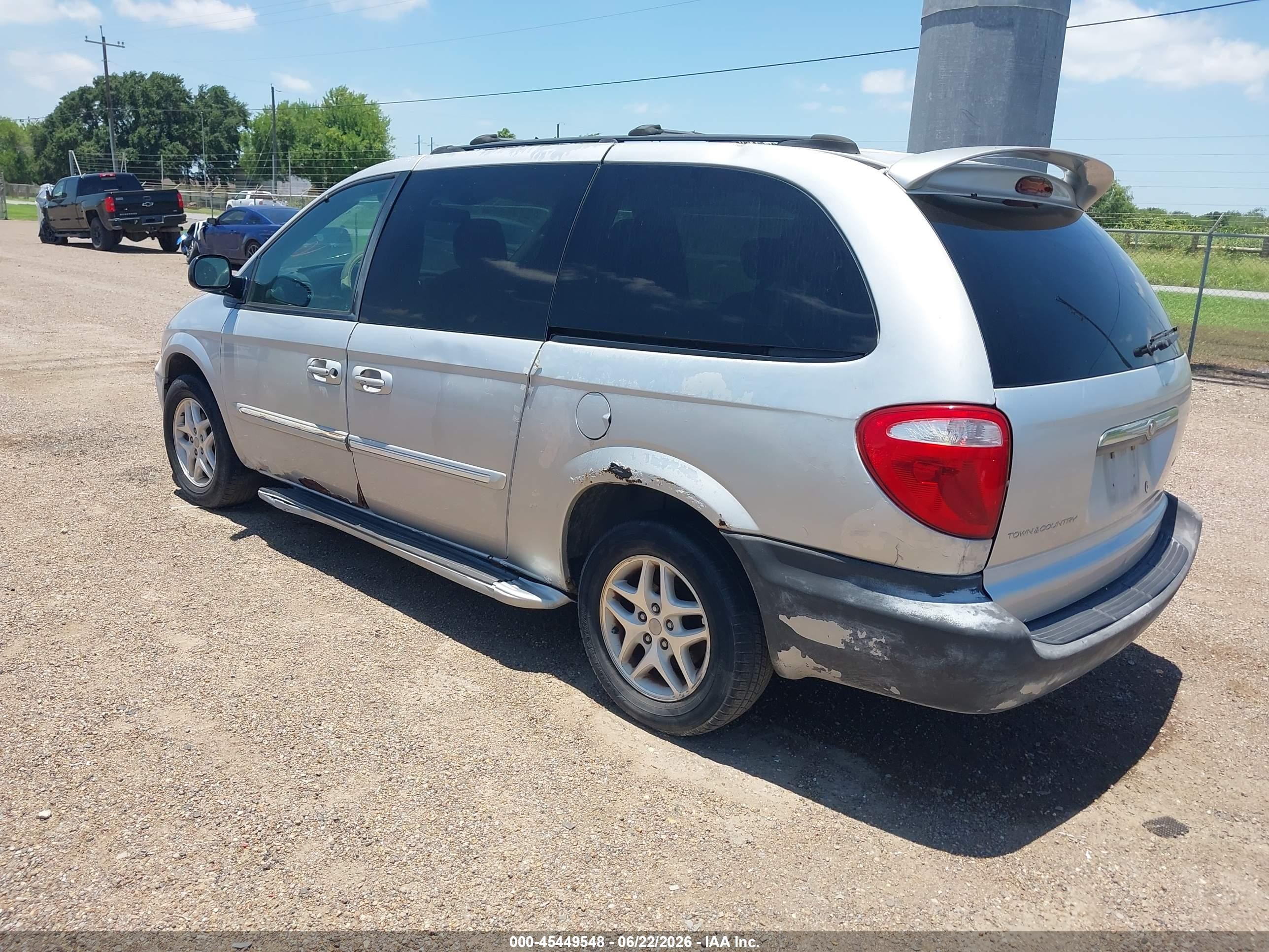 2004 Chrysler Town & Country Touring Silver vin: 2C4GP54L34R529658