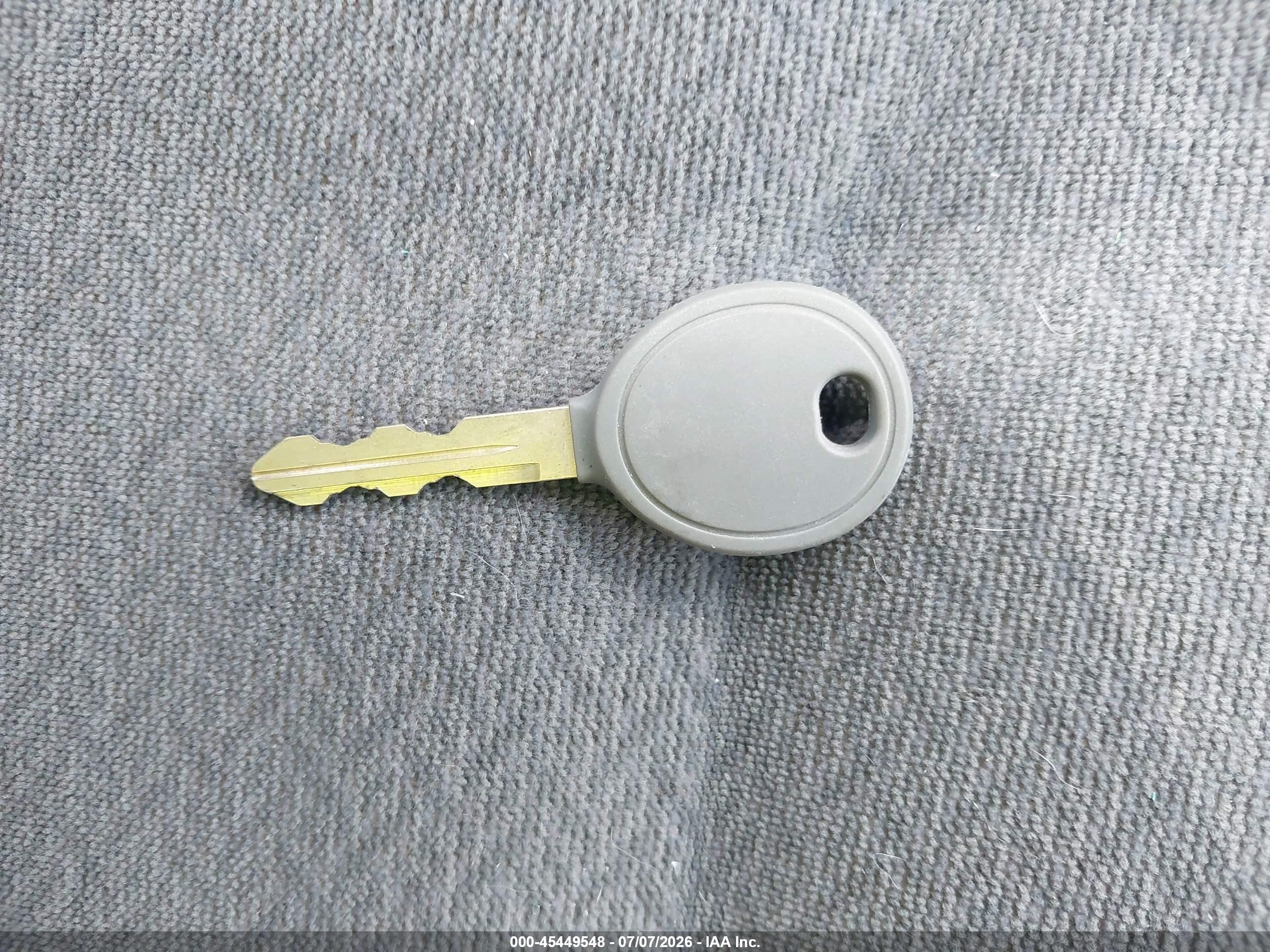 2004 Chrysler Town & Country Touring Silver vin: 2C4GP54L34R529658