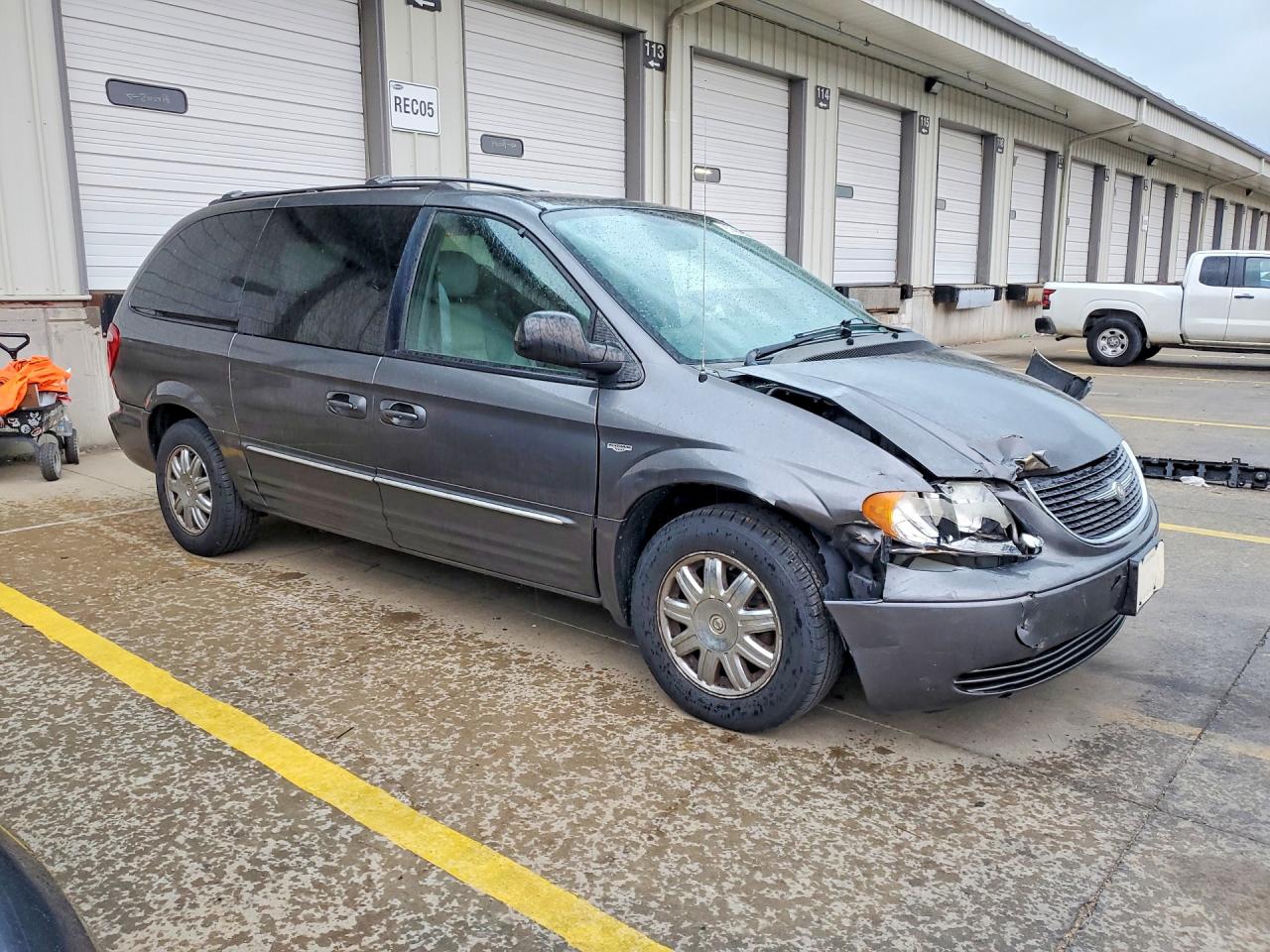 2004 Chrysler Town & Country Touring Gray vin: 2C4GP54L34R544287