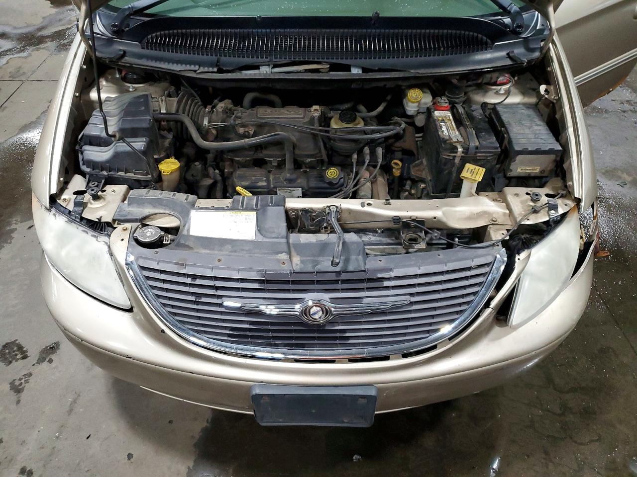 2004 Chrysler Town & Country Touring Бежевый vin: 2C4GP54L44R589352
