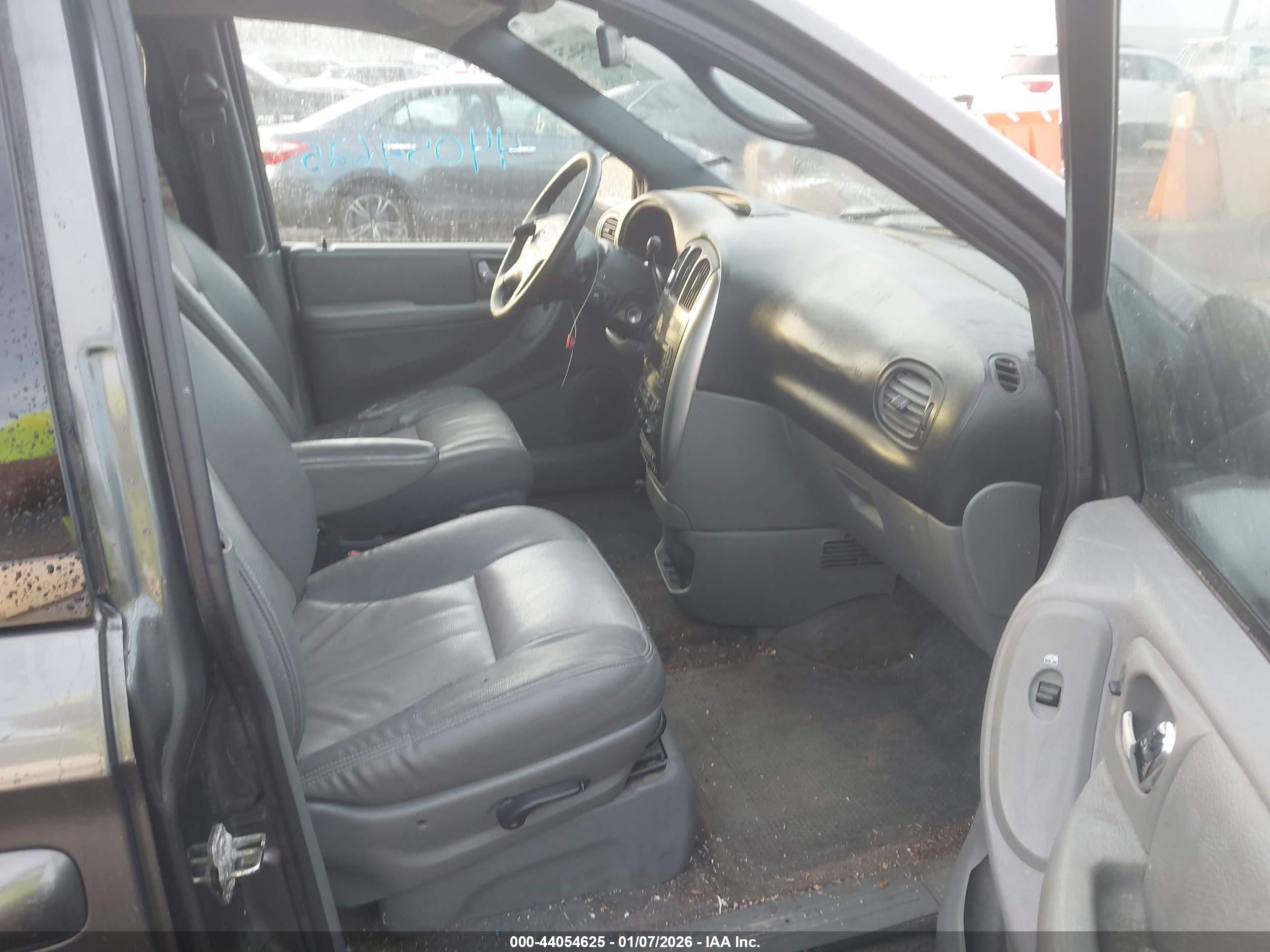 2004 Chrysler Town & Country Touring Серый vin: 2C4GP54L54R520766