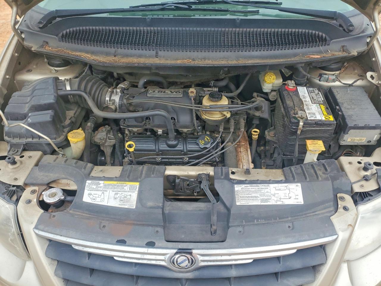 2005 Chrysler Town & Country Touring Золотой vin: 2C4GP54L65R243434