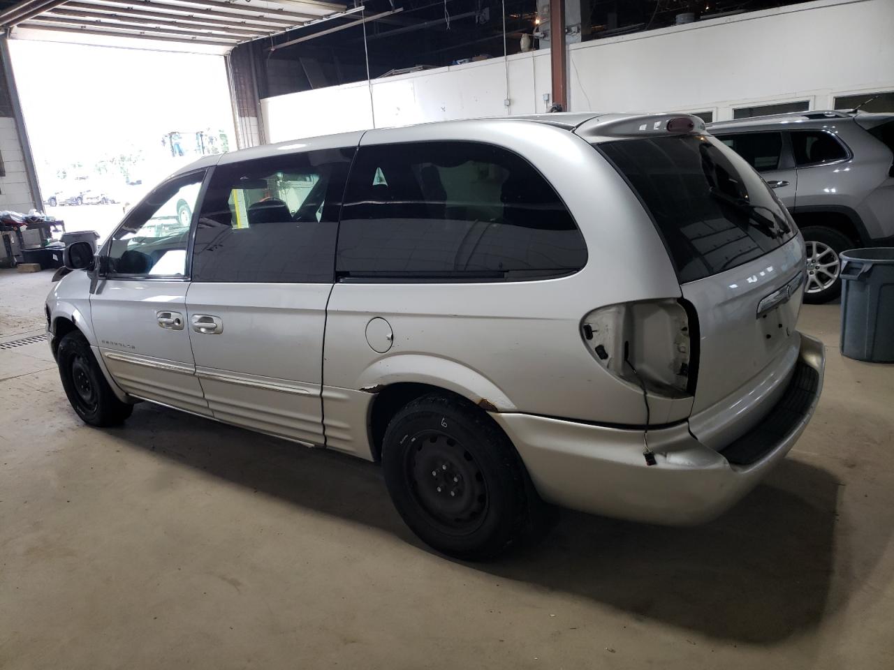 2001 Chrysler Town & Country Lxi Silver vin: 2C4GP54L71R260642