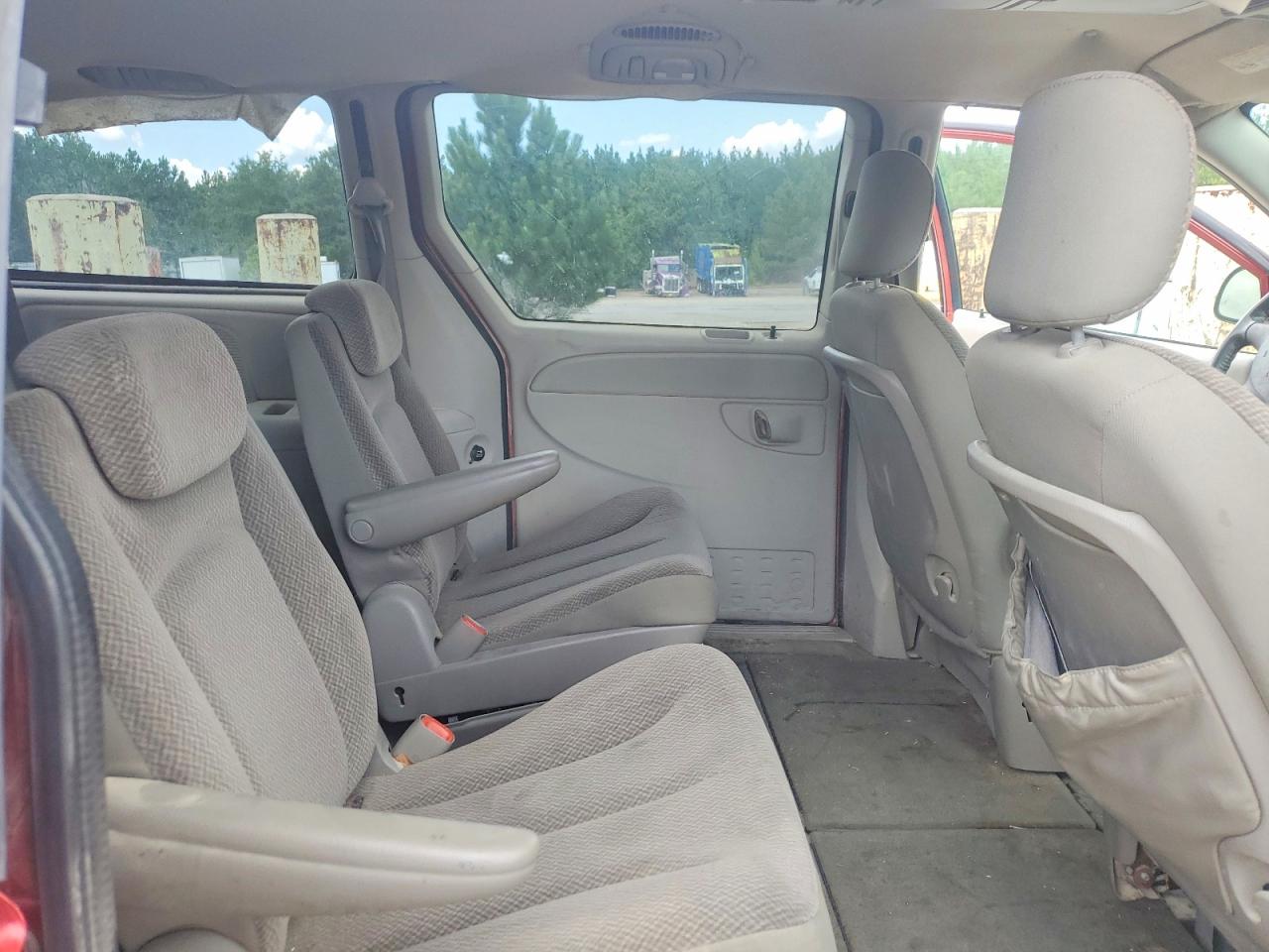 2005 Chrysler Town & Country Touring Burgundy vin: 2C4GP54L75R206991