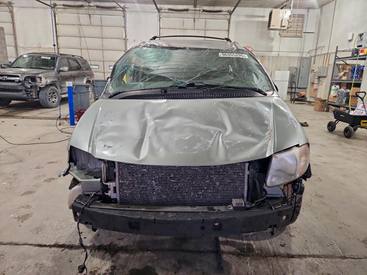 2003 Chrysler Town & Country Lxi Gray vin: 2C4GP54L83R312573