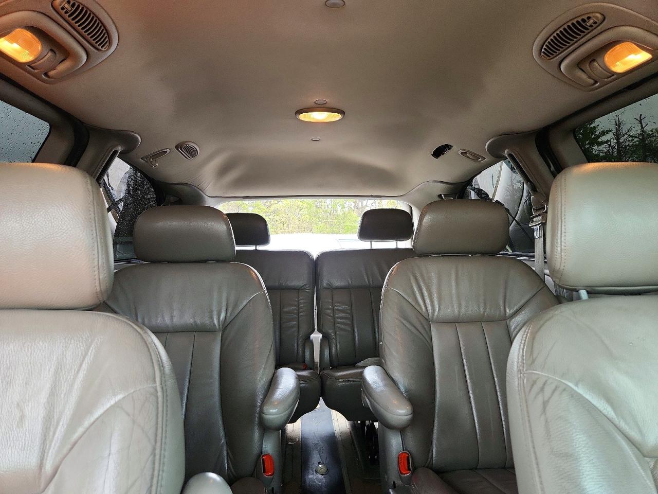 2001 Chrysler Town & Country Lxi Gold vin: 2C4GP54L91R140048