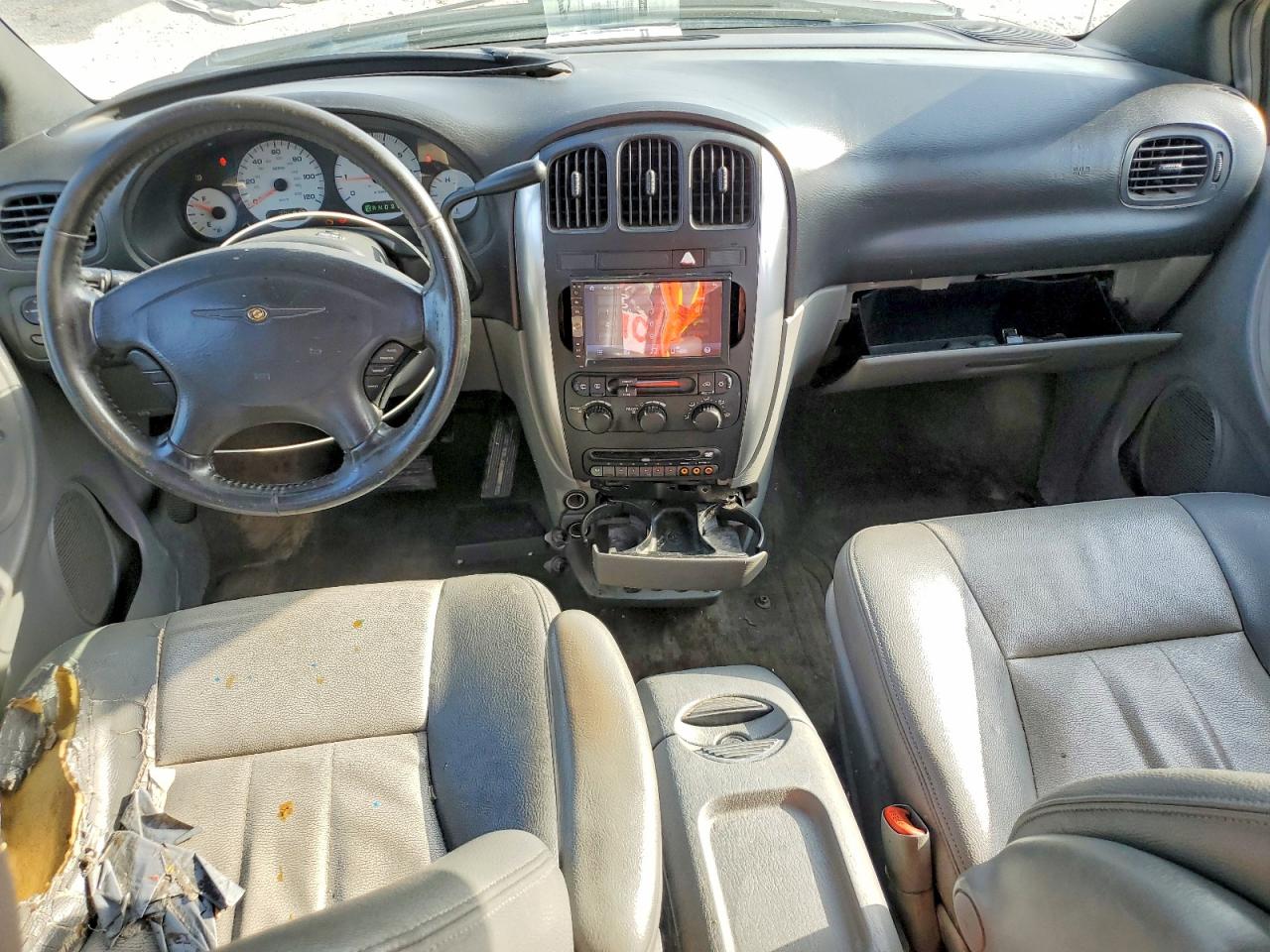 2004 Chrysler Town & Country Touring Silver vin: 2C4GP54L94R518552