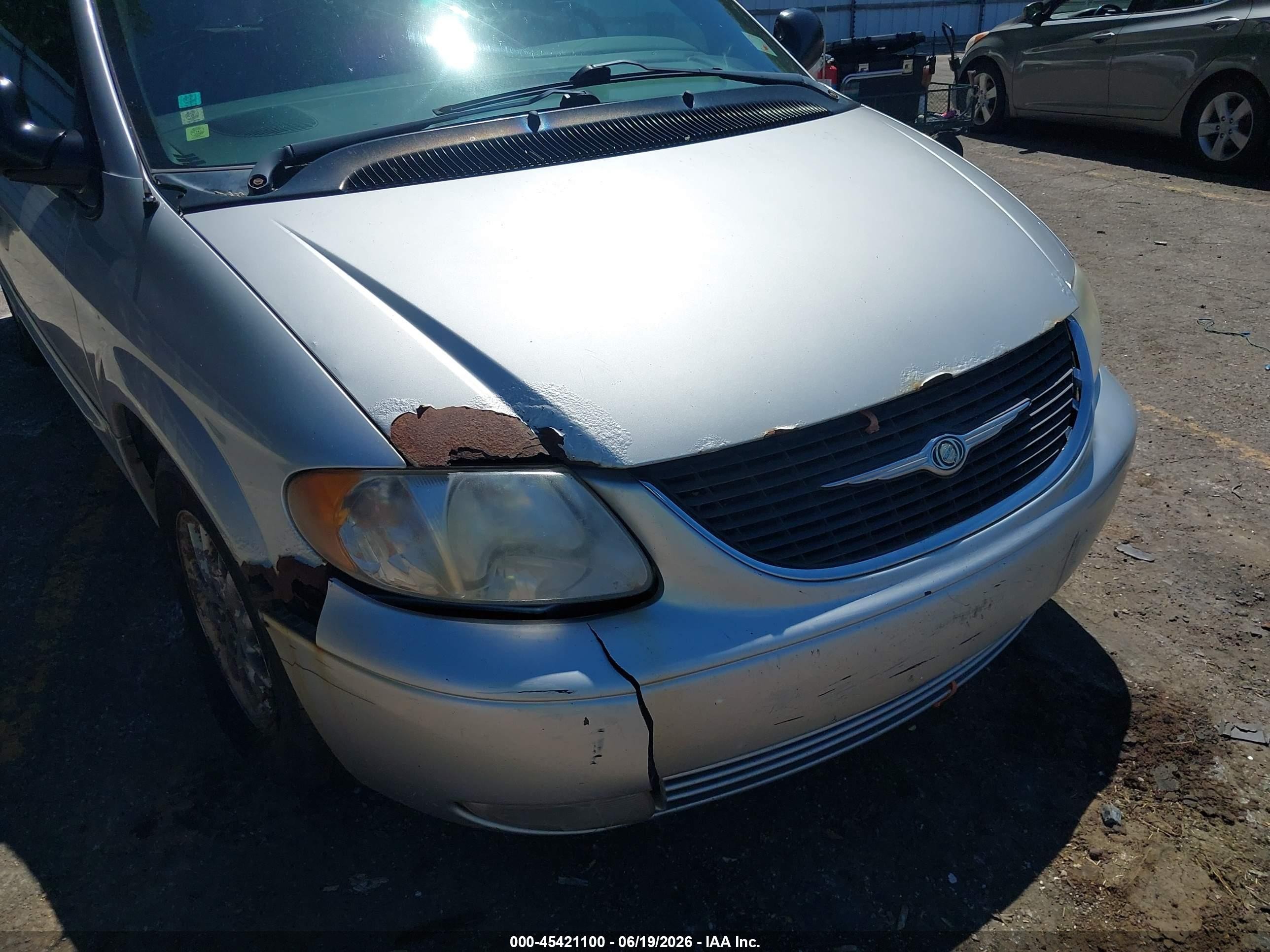 2004 Chrysler Town & Country Touring Серебряный vin: 2C4GP54L94R528823