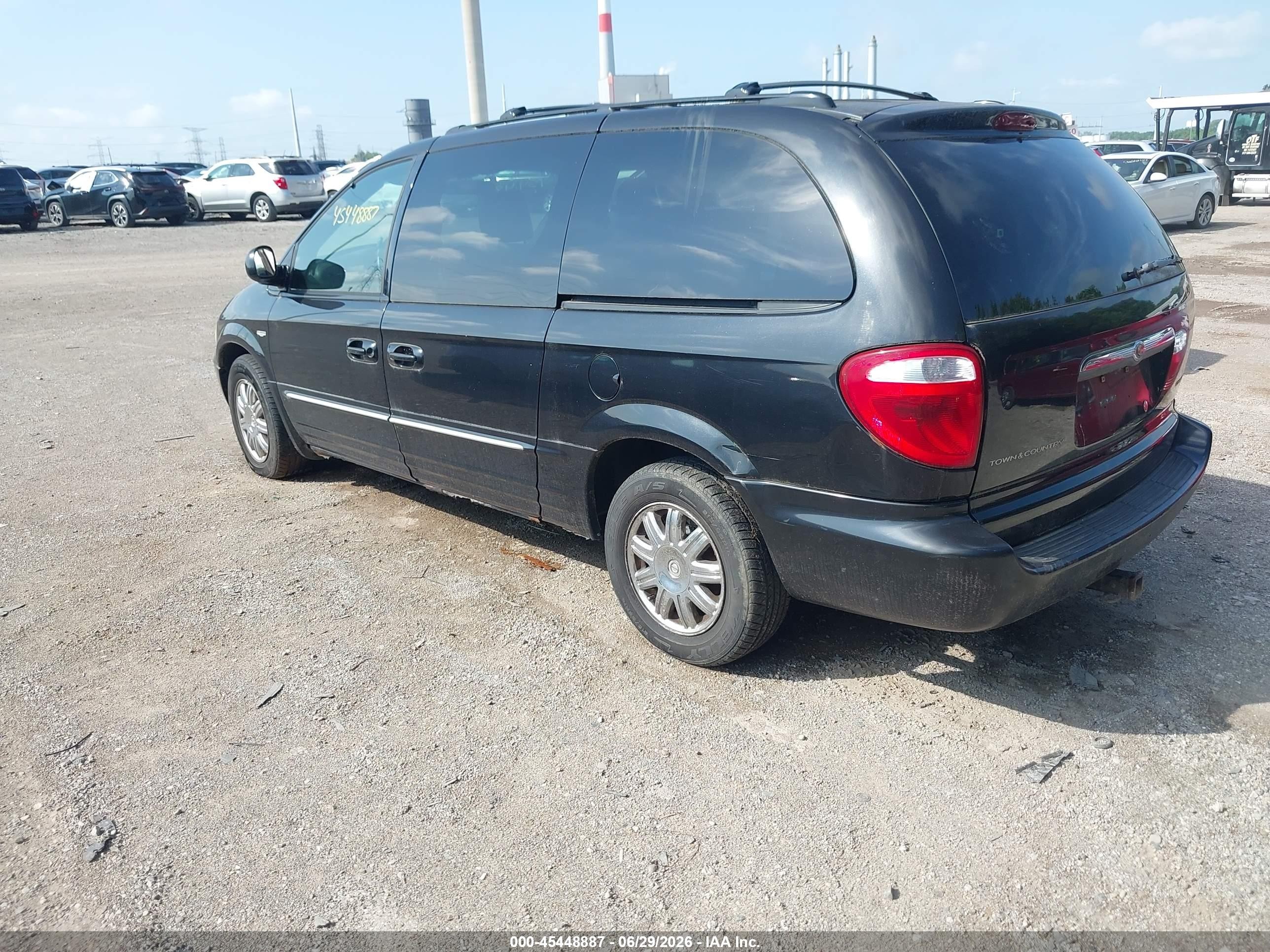 2004 Chrysler Town & Country Touring Black vin: 2C4GP54L94R571574