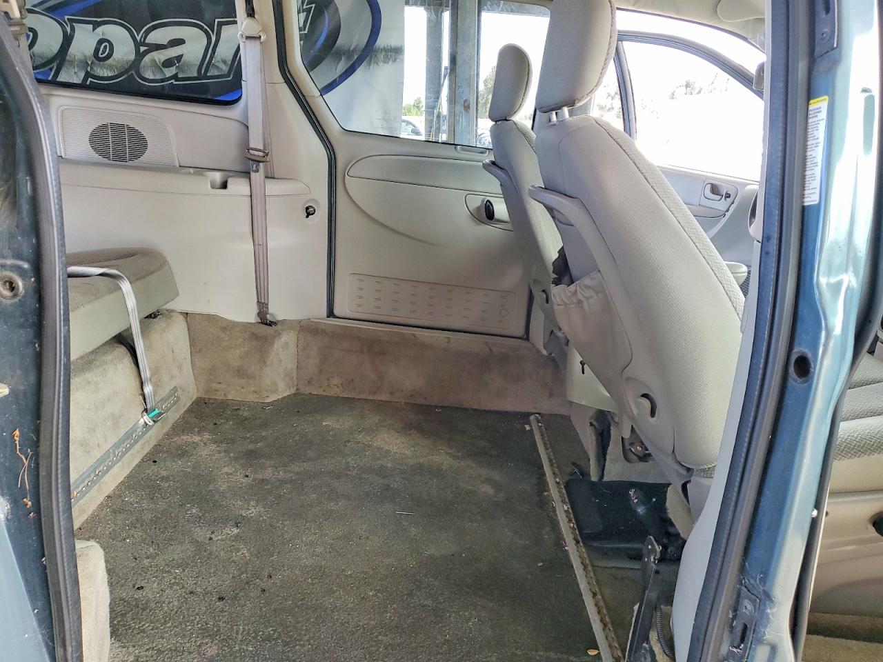 2005 Chrysler Town & Country Touring Charcoal vin: 2C4GP54L95R209200