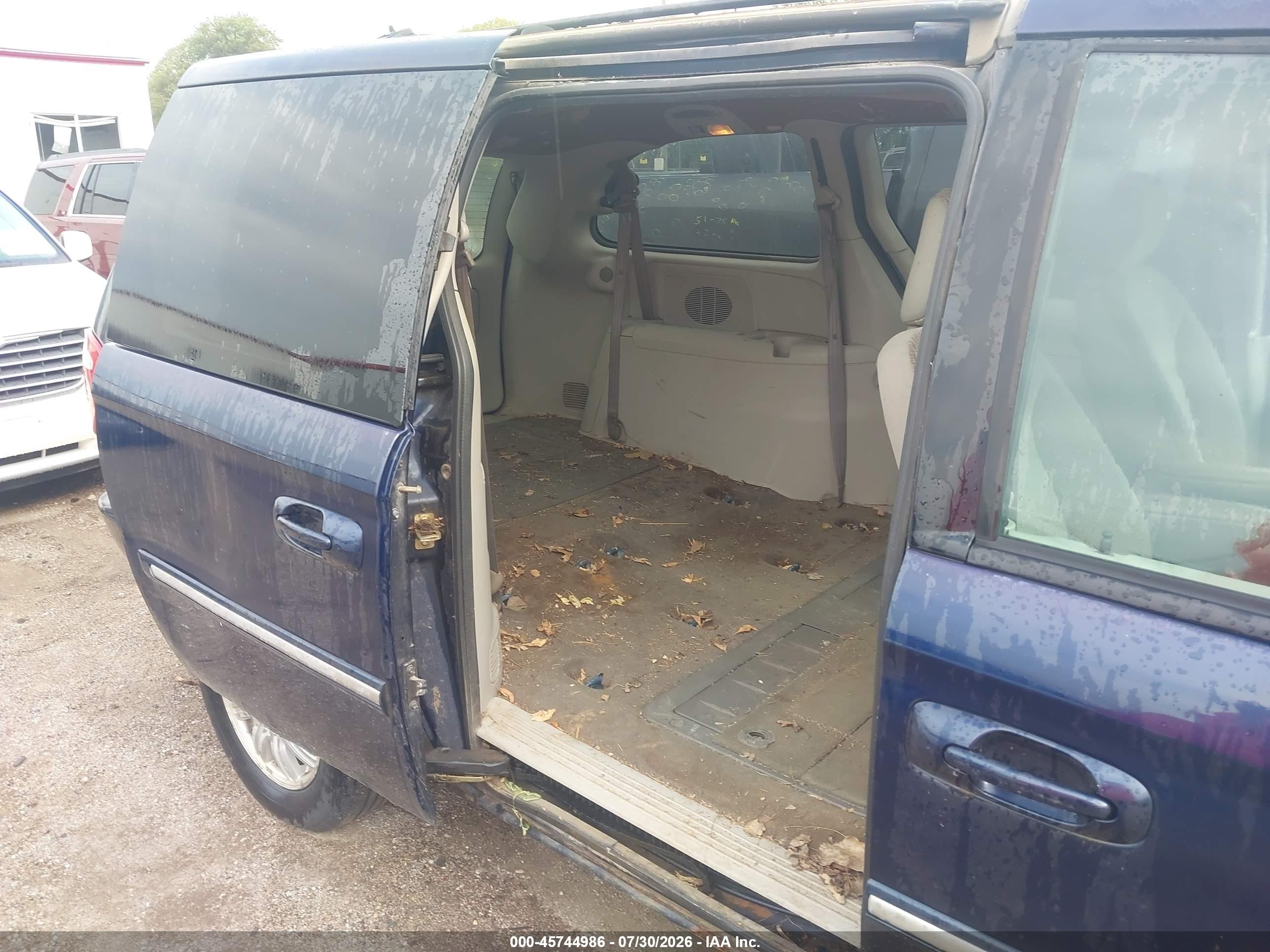 2005 Chrysler Town & Country Touring Blue vin: 2C4GP54L95R315517
