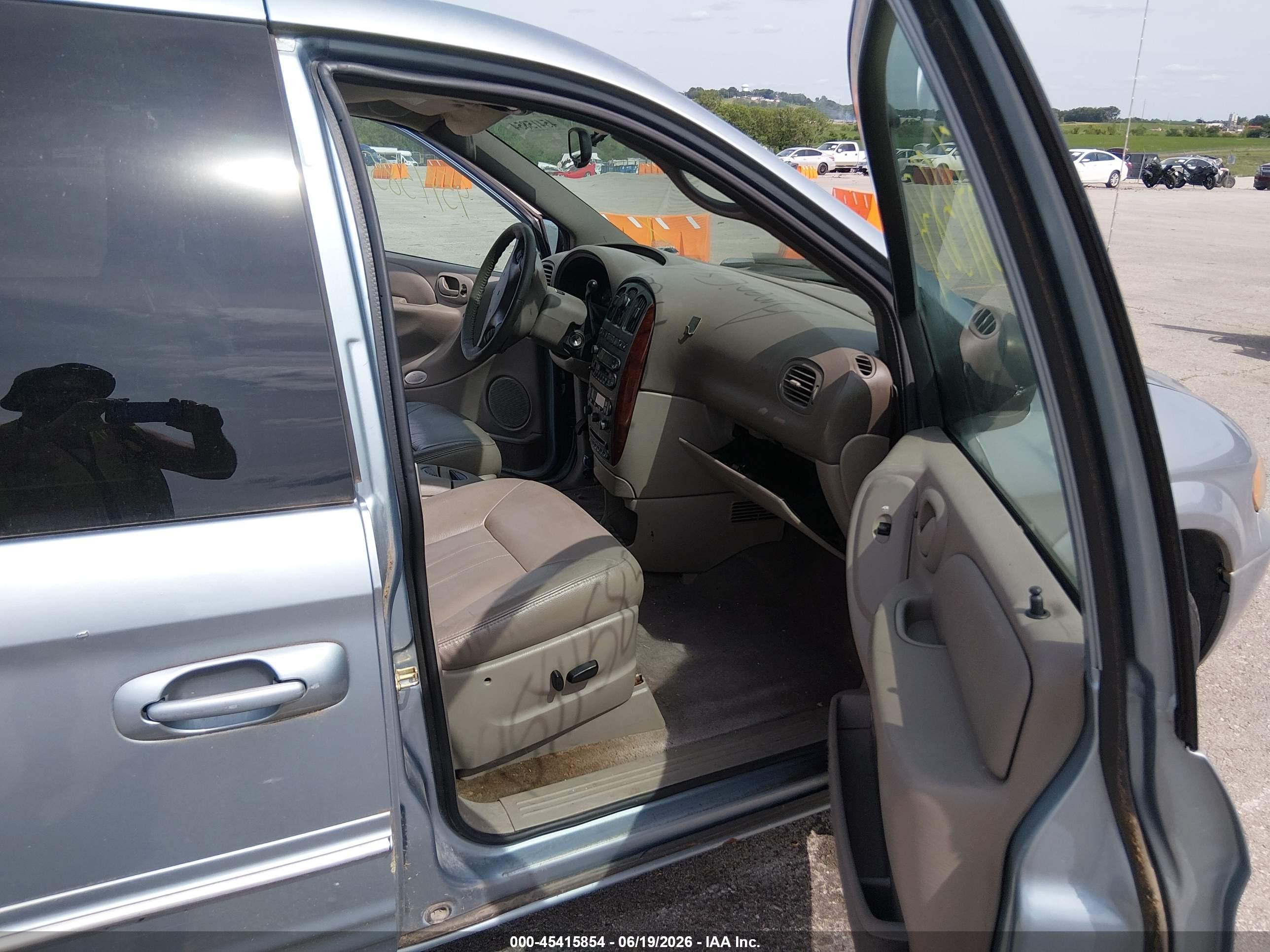 2003 Chrysler Town & Country Lxi Синий vin: 2C4GP54LX3R225113