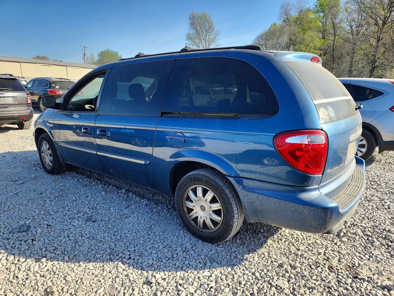 2005 Chrysler Town & Country Touring Blue vin: 2C4GP54LX5R291888