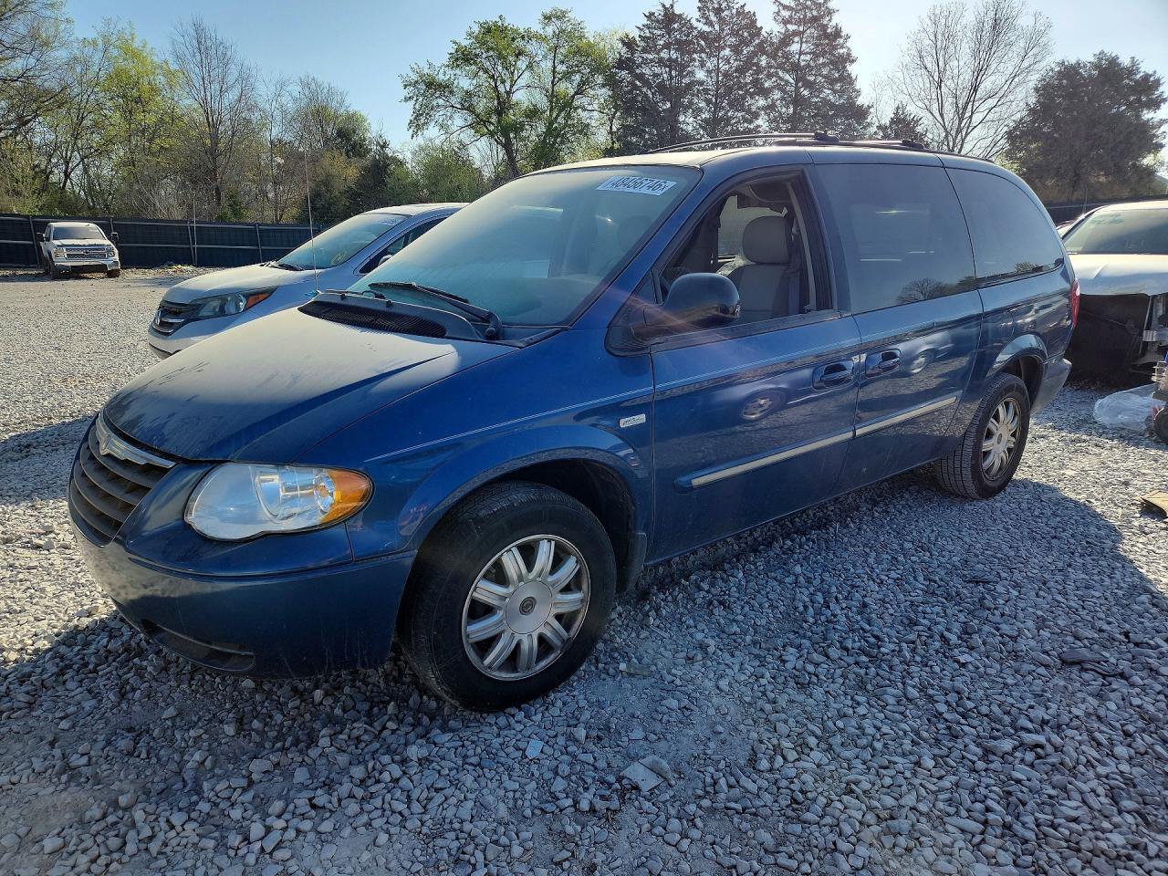 2005 Chrysler Town & Country Touring Blue vin: 2C4GP54LX5R291888