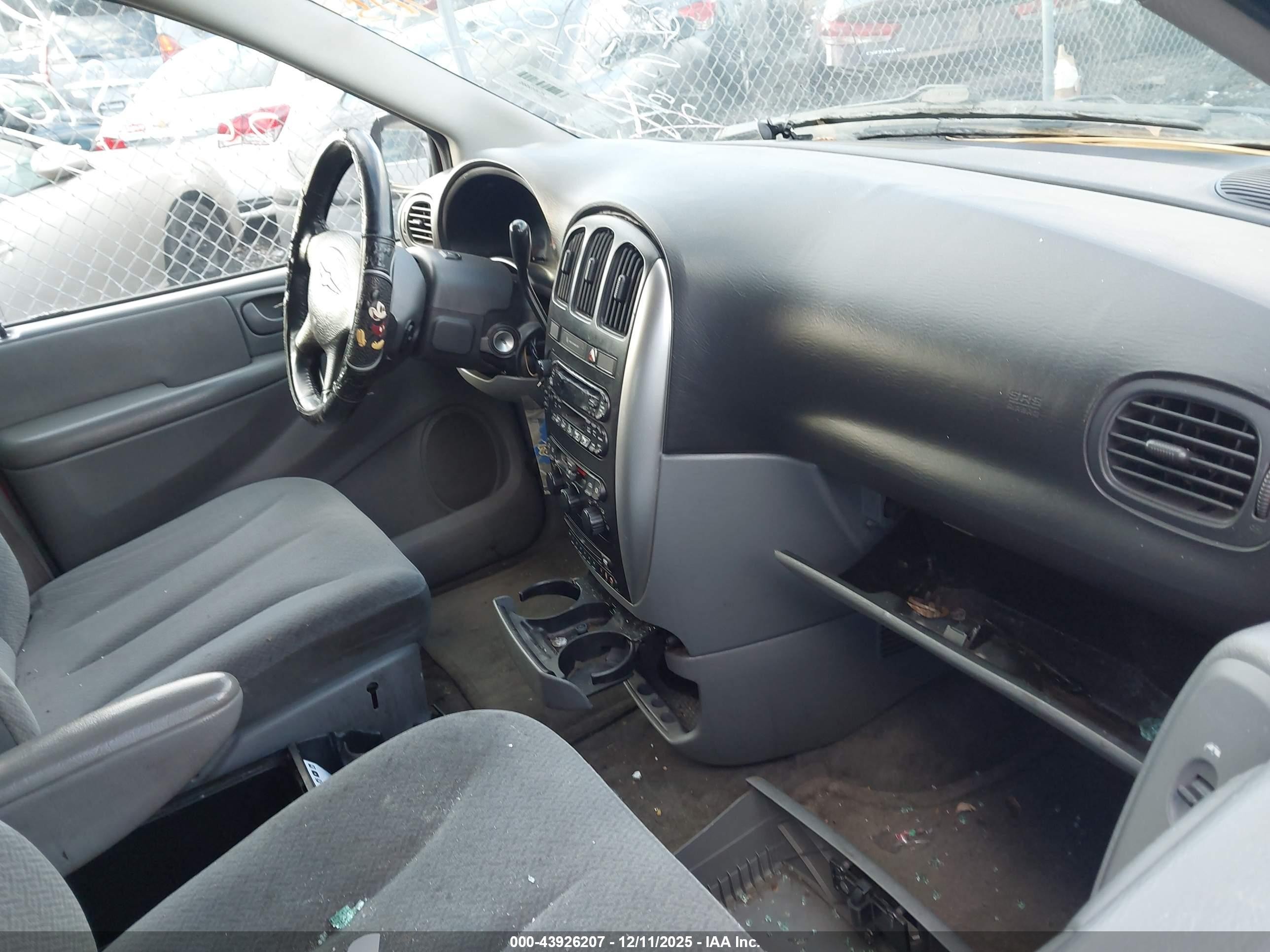 2005 Chrysler Town & Country Touring Красный vin: 2C4GP54LX5R418350