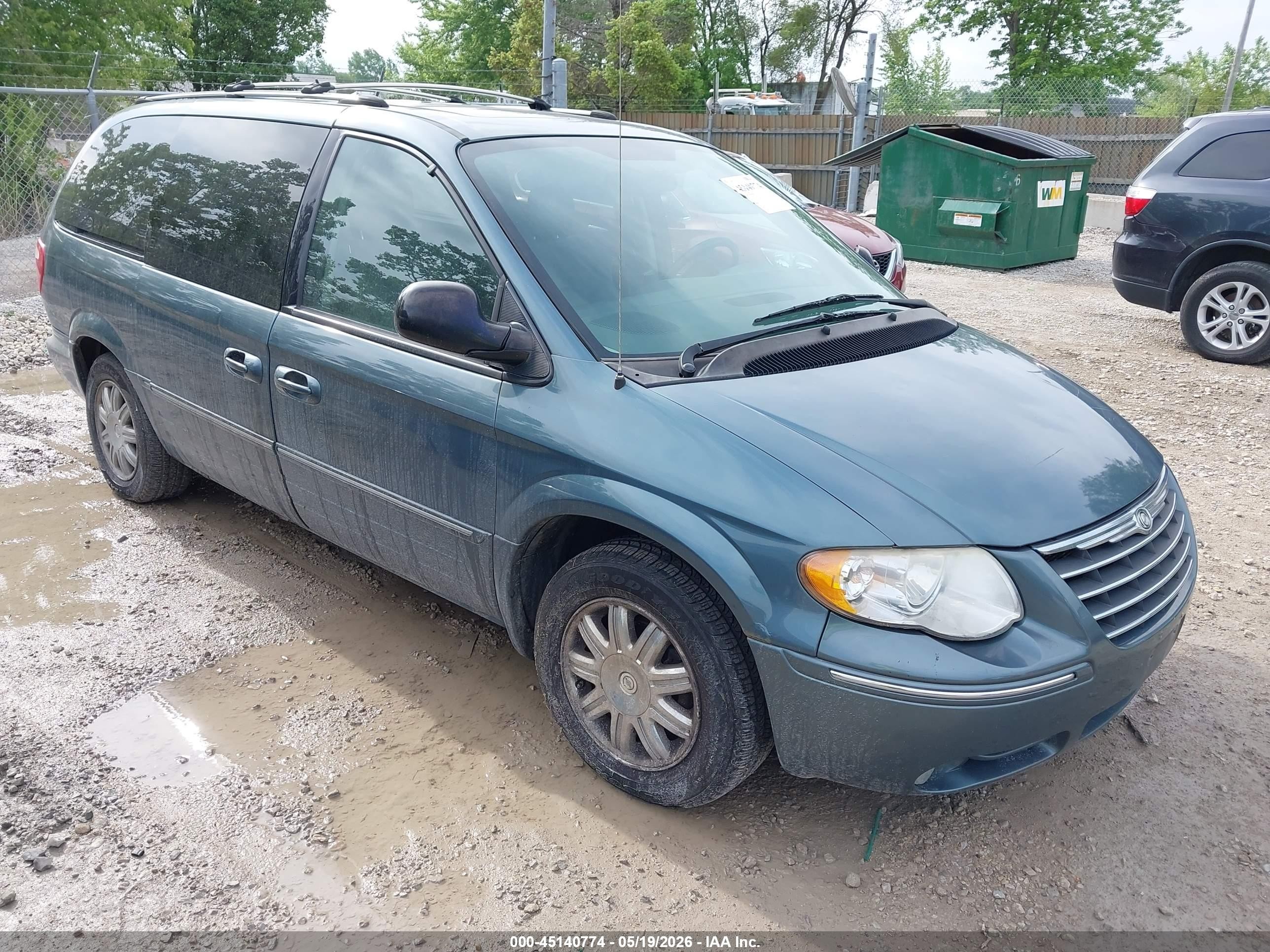 2005 Chrysler Town & Country Limited Turquoise vin: 2C4GP64L85R115928