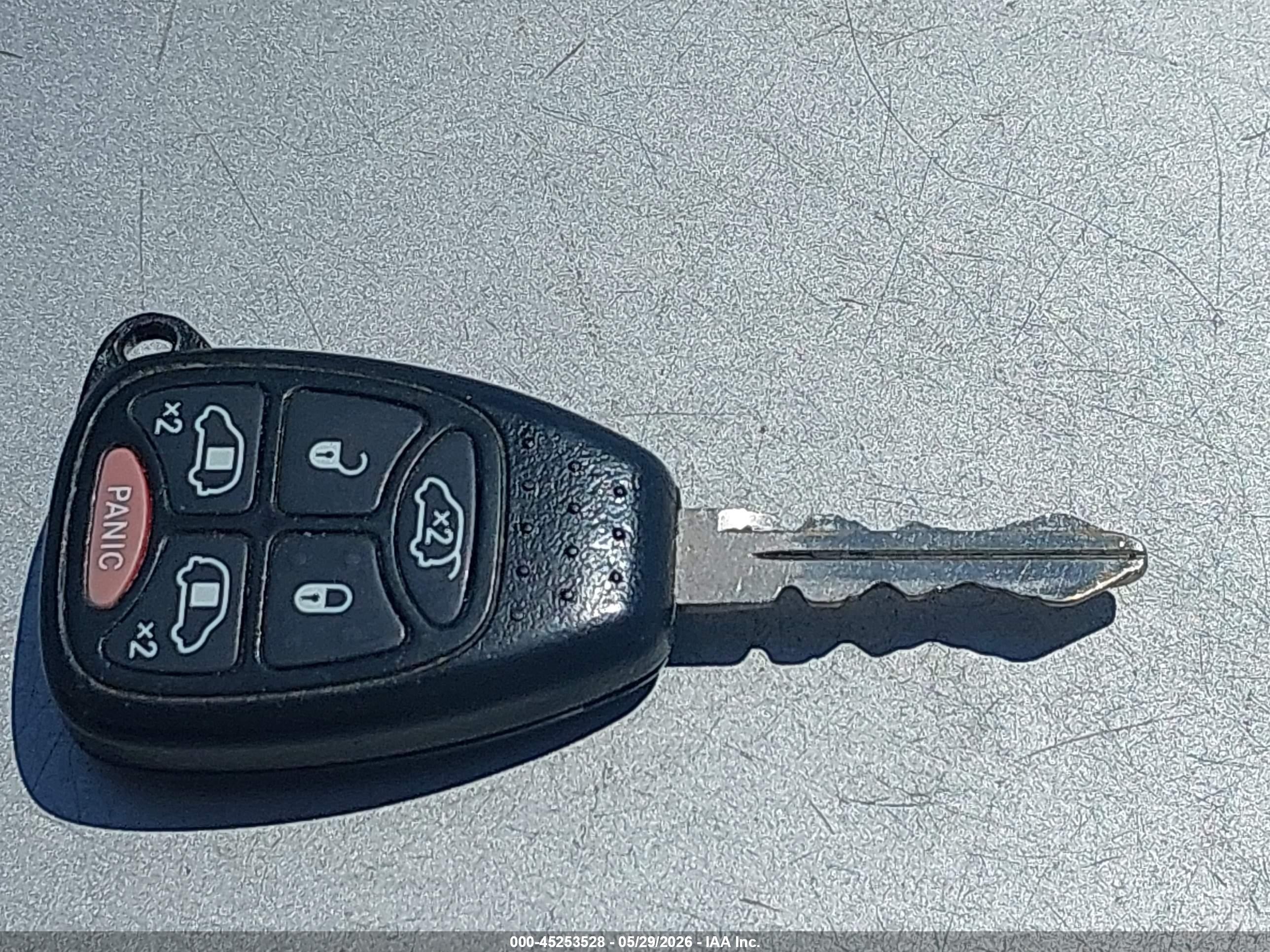 2005 Chrysler Town & Country Limited Желто-коричневый vin: 2C4GP64L85R151795