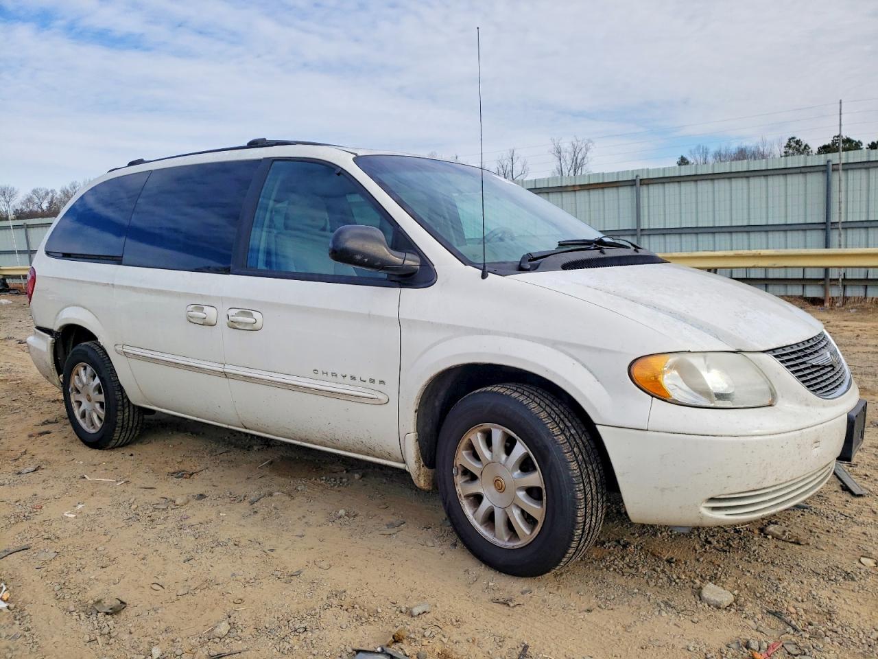 2001 Chrysler Town & Country Ex White vin: 2C4GP74L31R381874