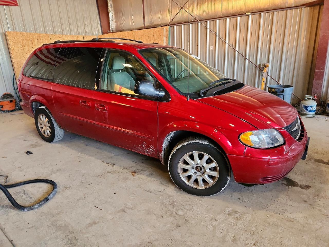 2003 Chrysler Town & Country Ex Red vin: 2C4GP74L63R107166