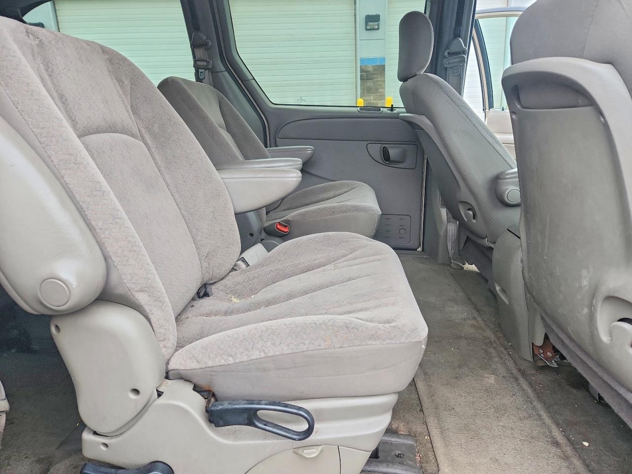 2003 Chrysler Town & Country Ex Gold vin: 2C4GP74L83R115057