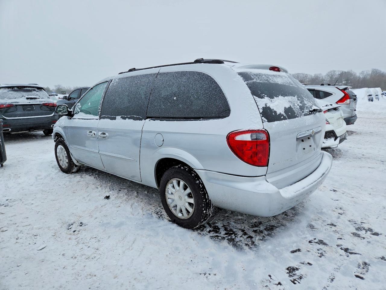 2003 Chrysler Town & Country Ex Silver vin: 2C4GP74L83R228720