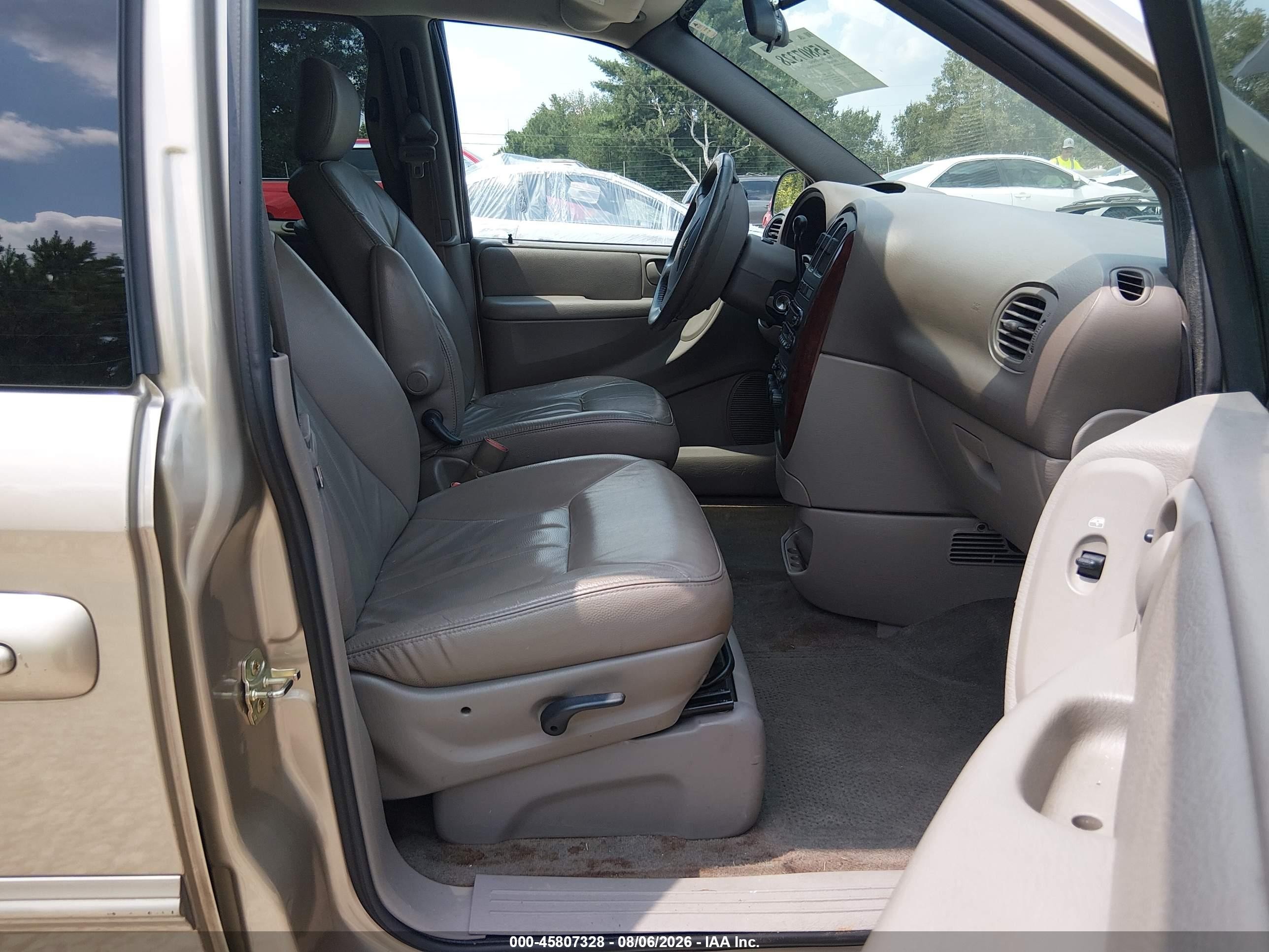 2003 Chrysler Town & Country Ex Gold vin: 2C4GP74L93R163280