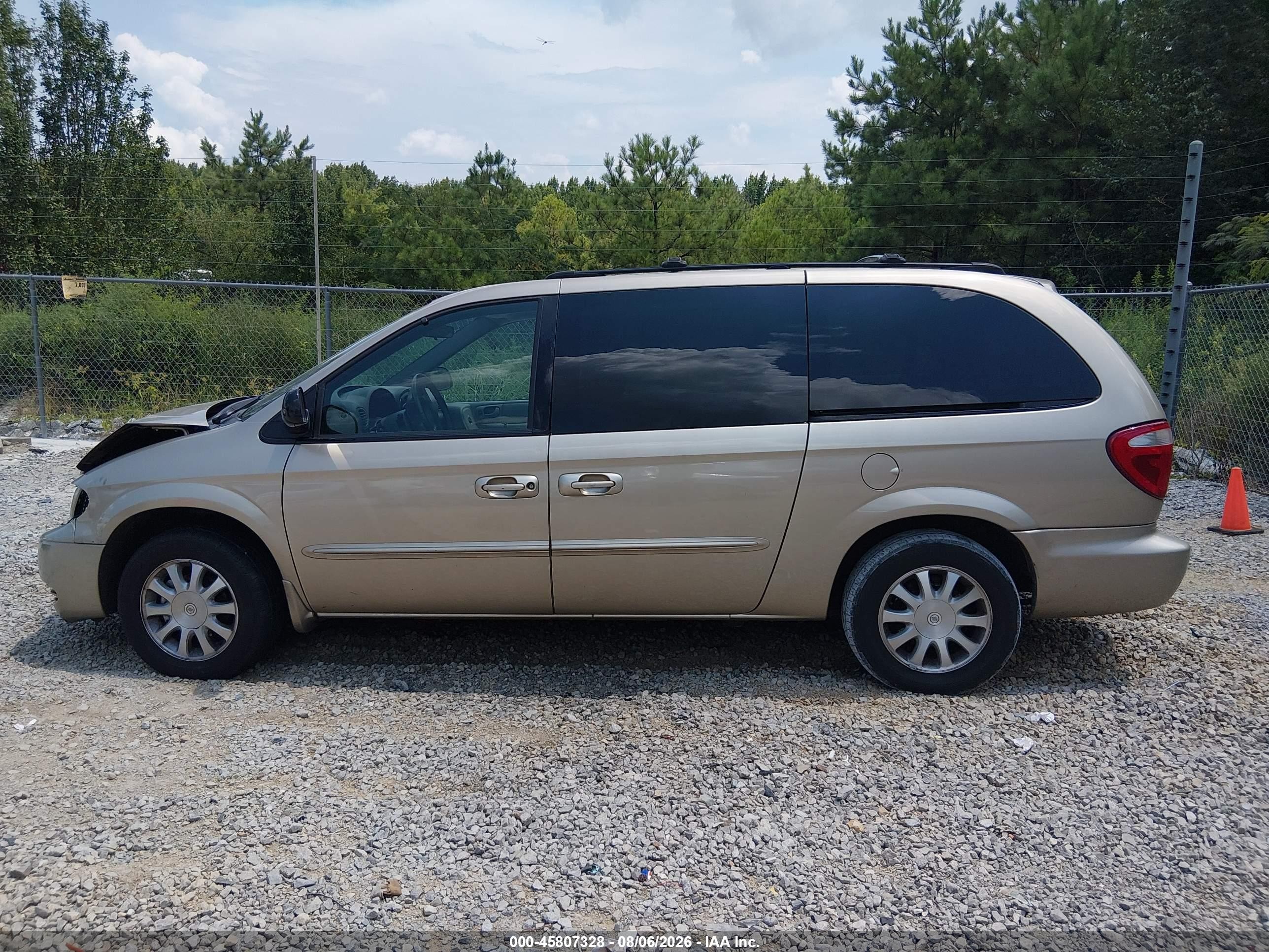 2003 Chrysler Town & Country Ex Gold vin: 2C4GP74L93R163280