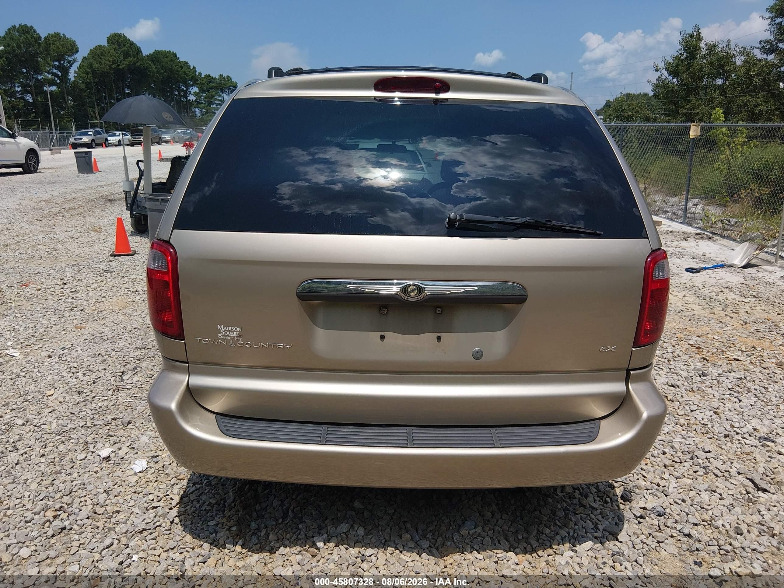 2003 Chrysler Town & Country Ex Gold vin: 2C4GP74L93R163280