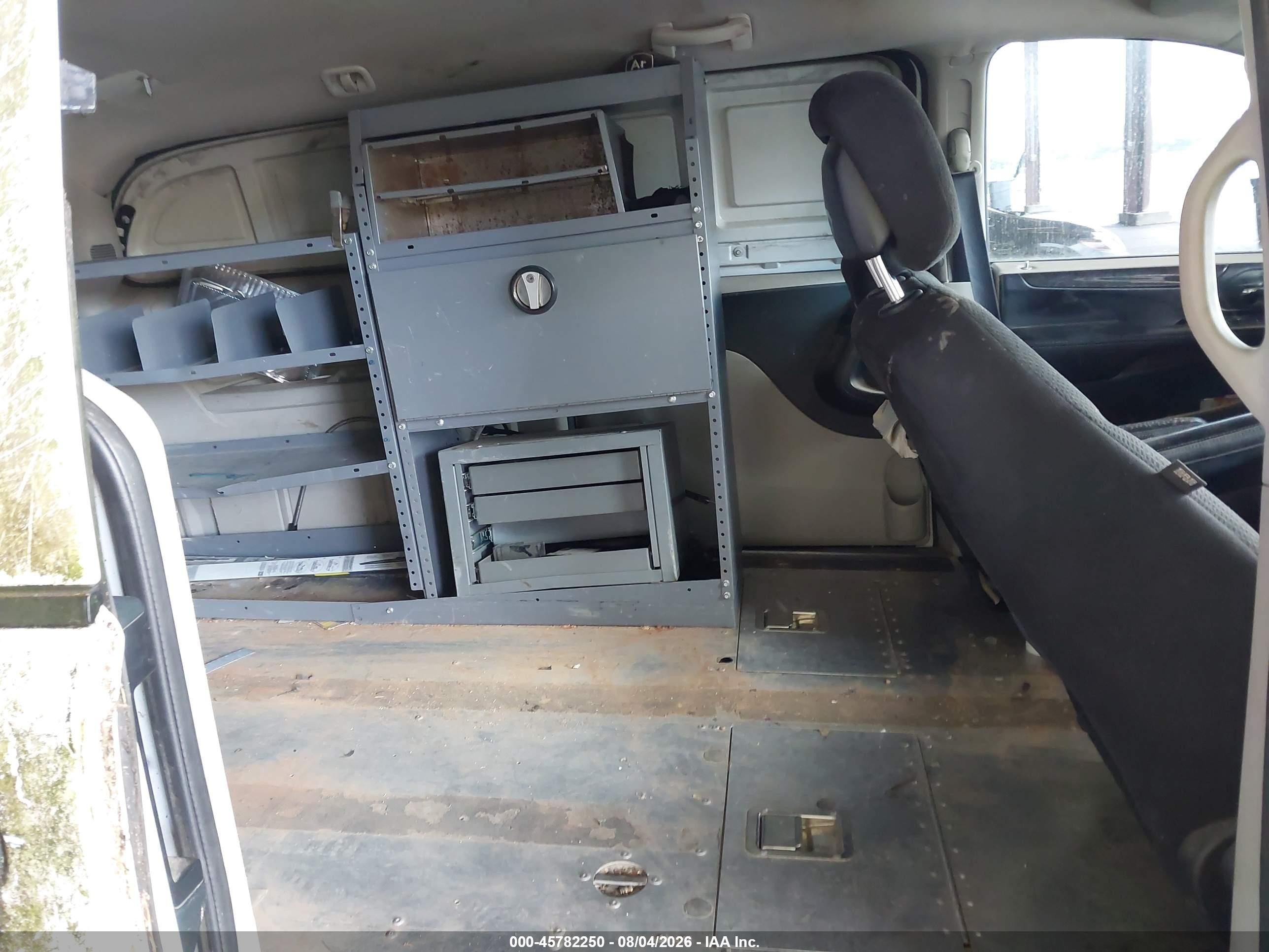 2014 Ram Cargo Tradesman White vin: 2C4JRGAG0ER472033