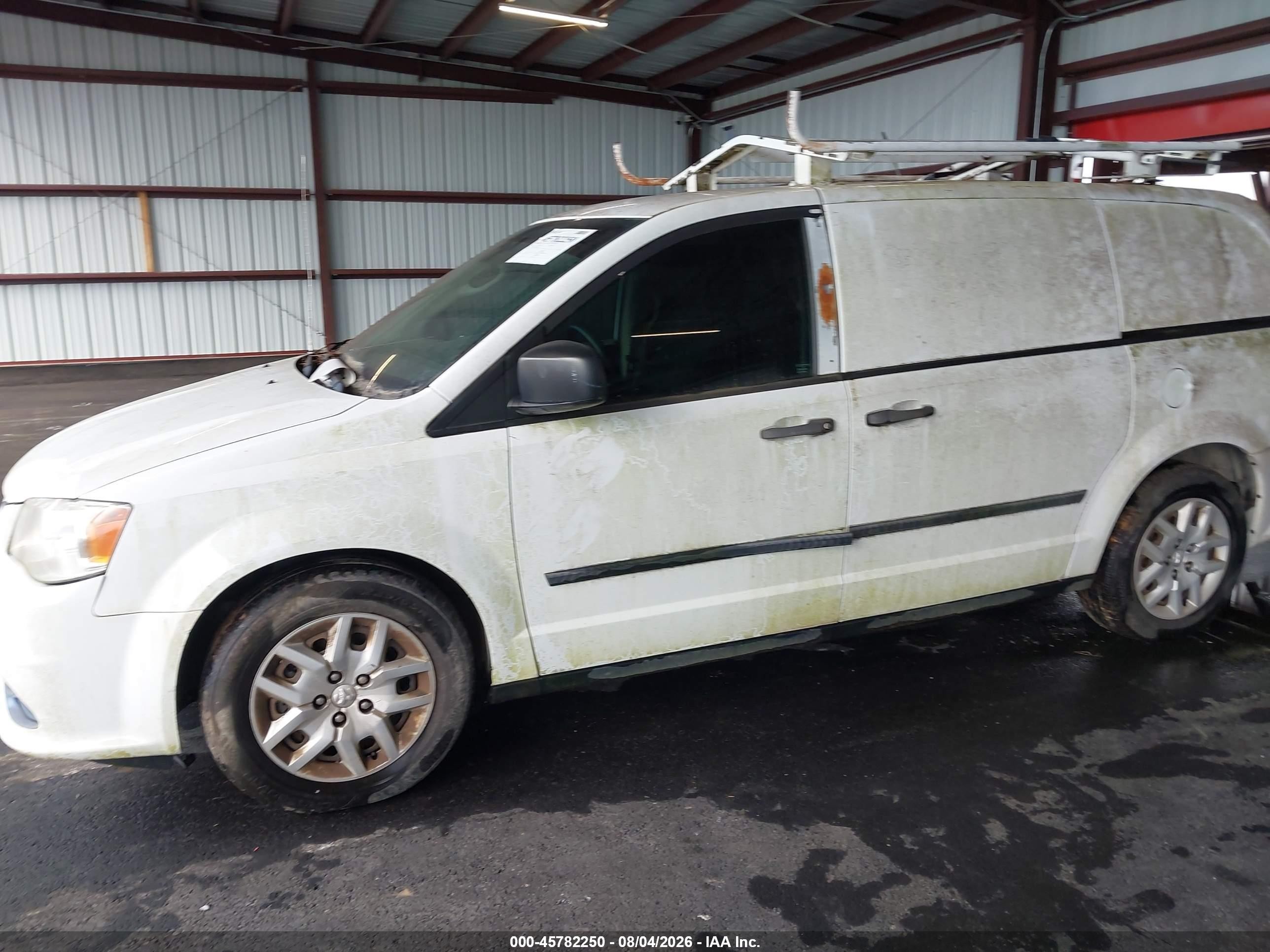2014 Ram Cargo Tradesman White vin: 2C4JRGAG0ER472033