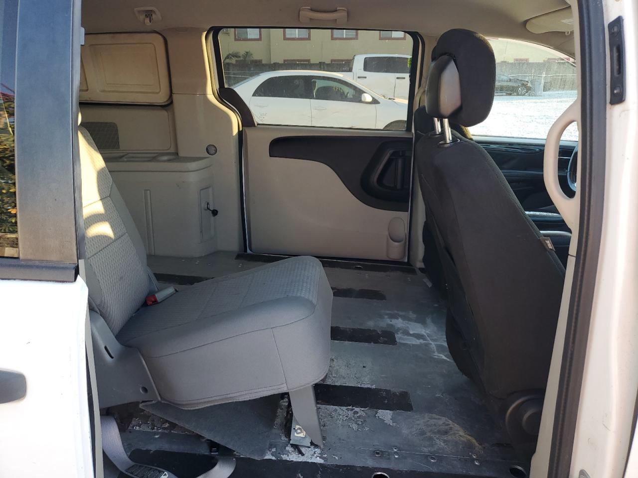 2015 Ram Tradesman White vin: 2C4JRGAG0FR702073
