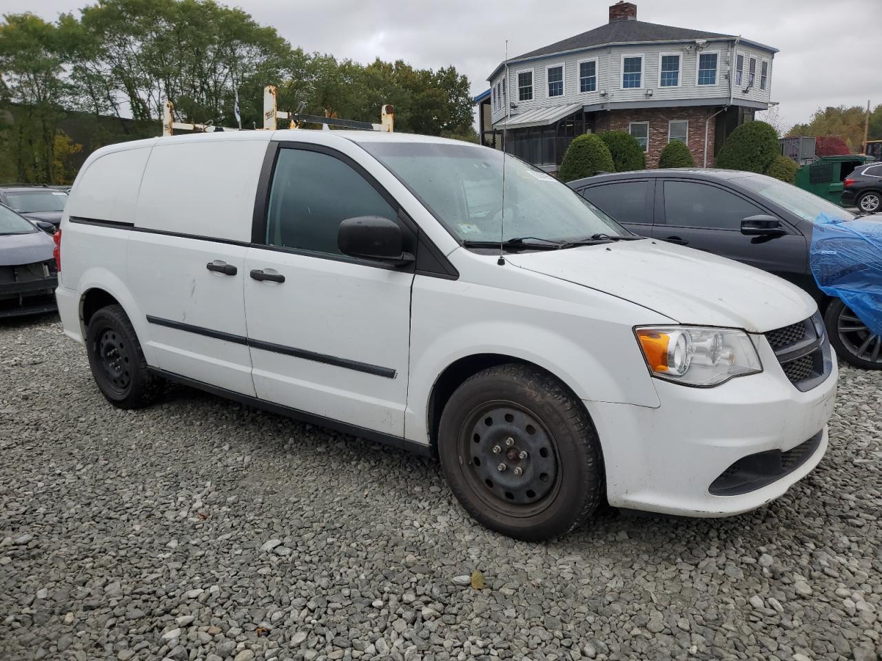 2015 Ram Tradesman White vin: 2C4JRGAG1FR599648