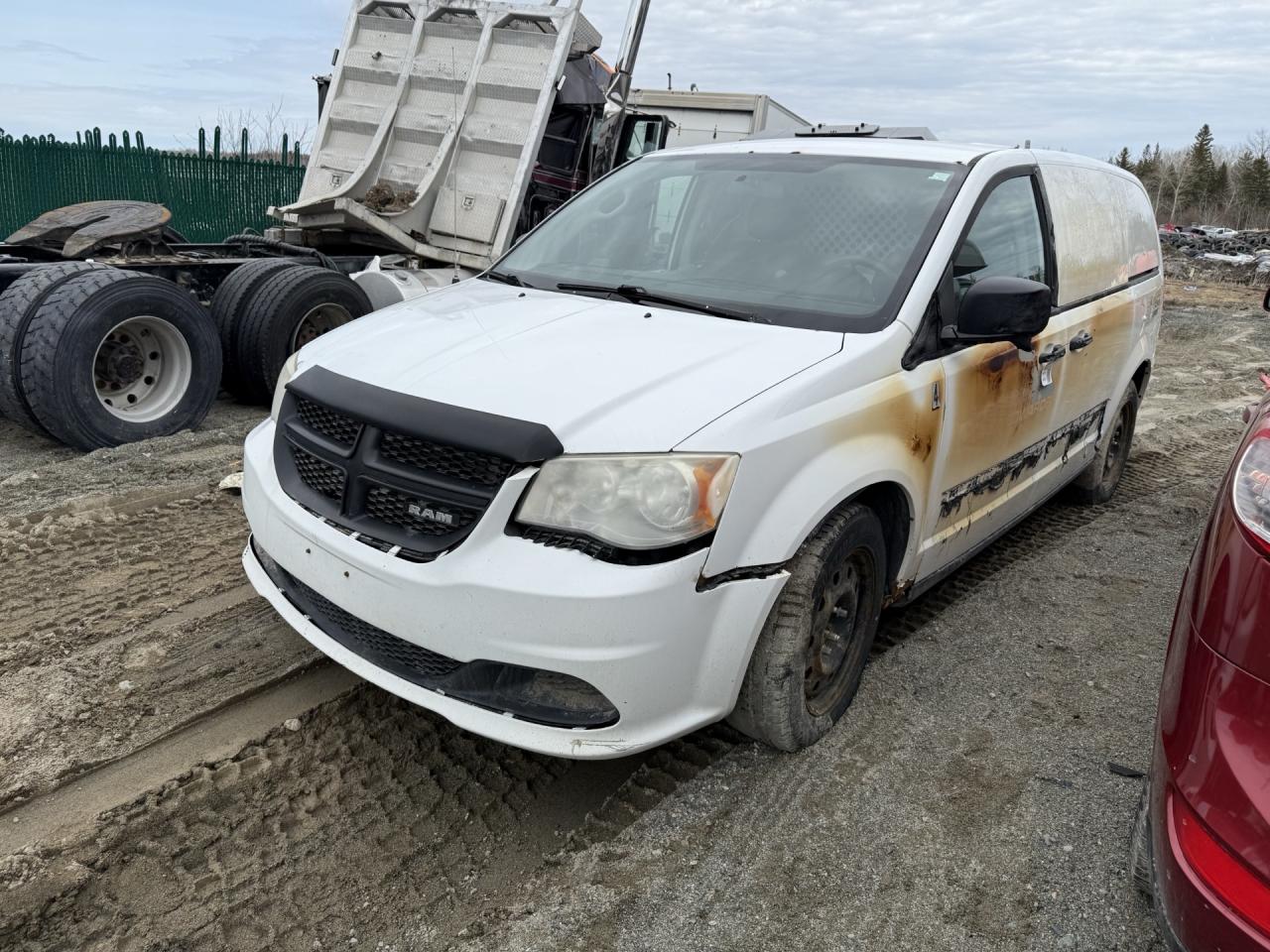 2014 Ram Tradesman White vin: 2C4JRGAG2ER177418