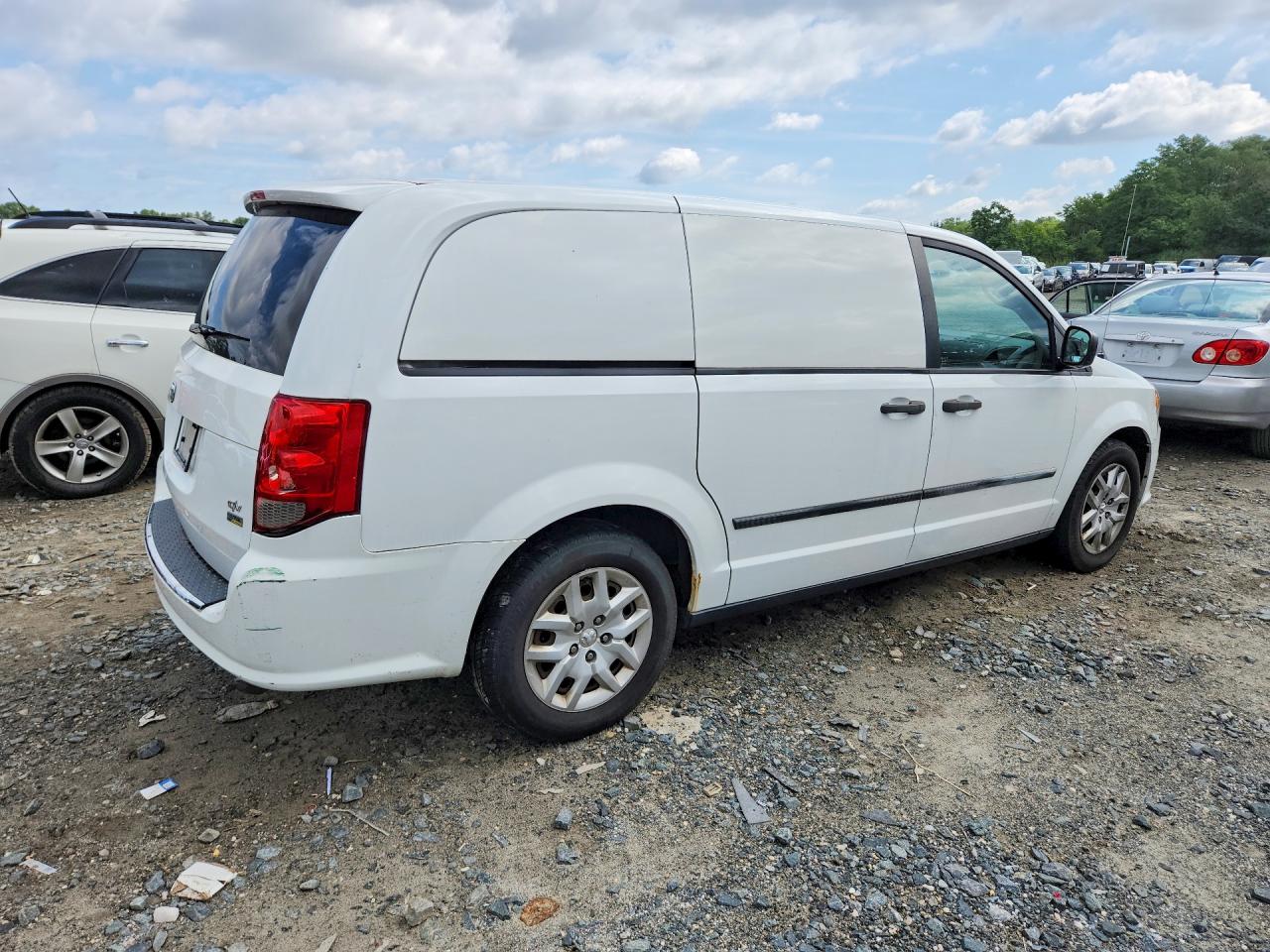 2014 Ram Tradesman White vin: 2C4JRGAG2ER379613