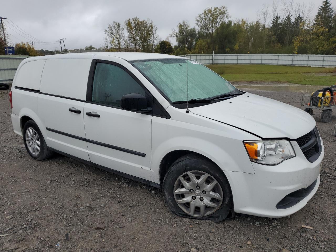 2015 Ram Tradesman White vin: 2C4JRGAG2FR587119