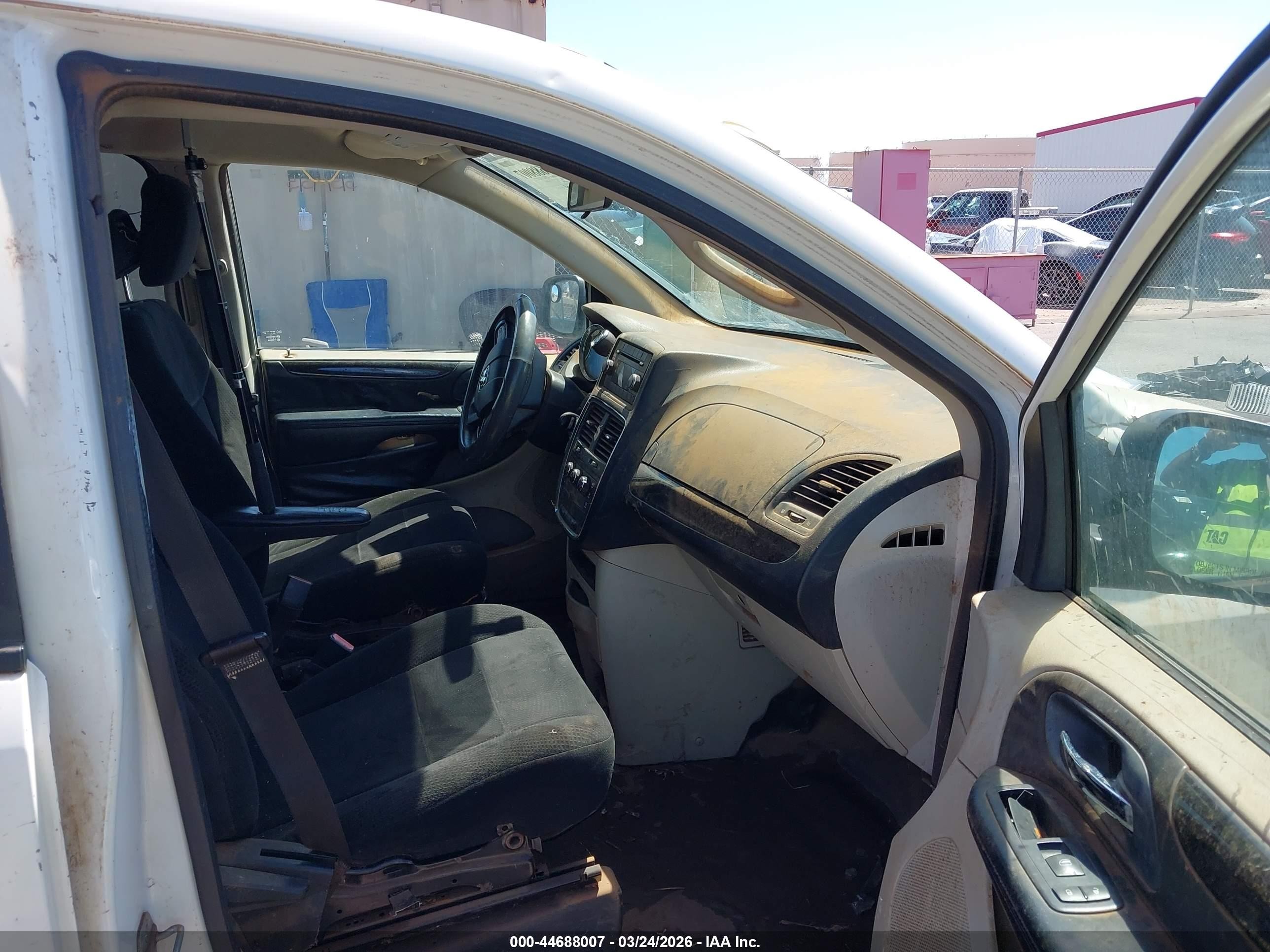 2013 Ram Cargo Tradesman White vin: 2C4JRGAG3DR533440
