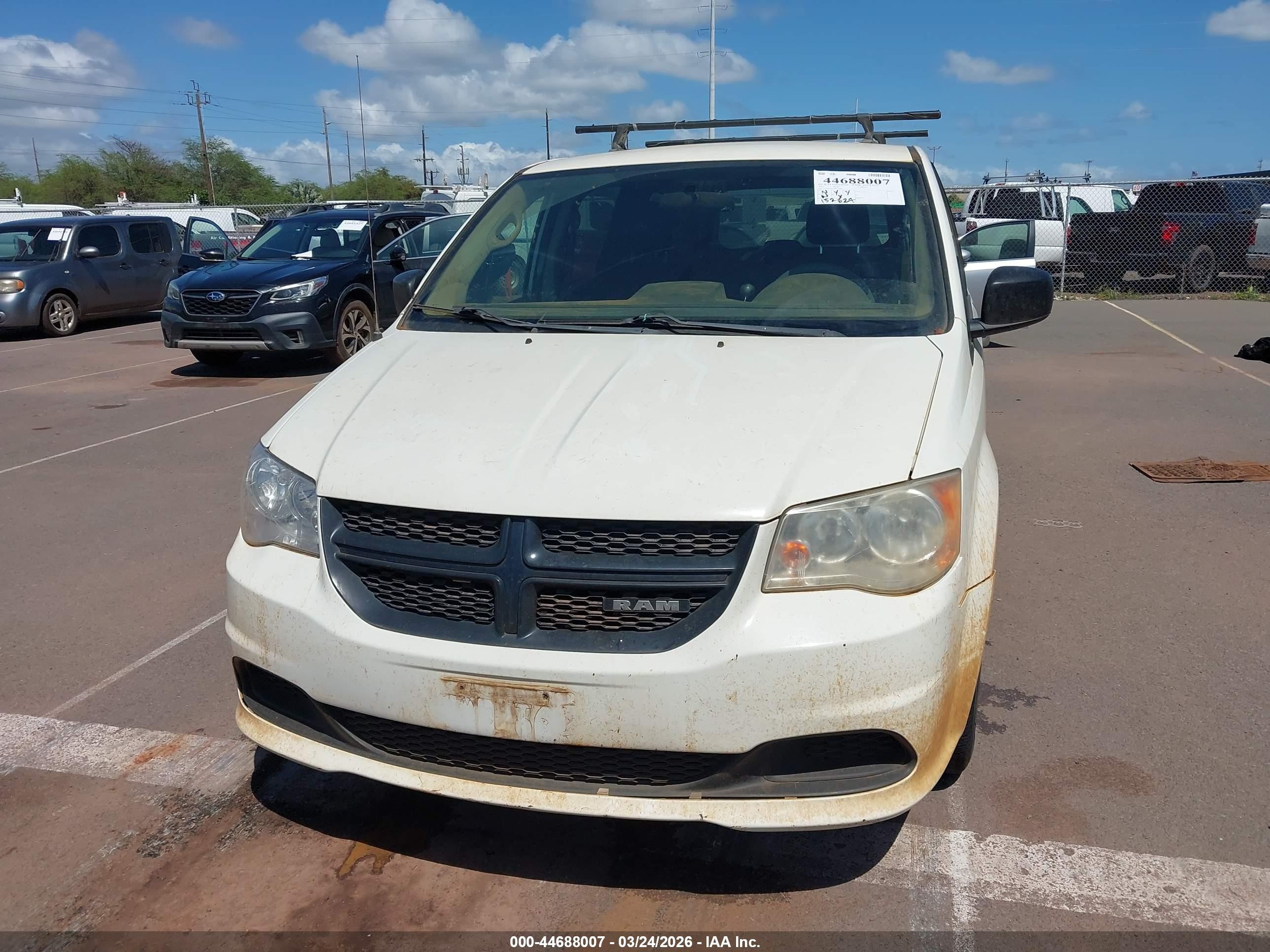 2013 Ram Cargo Tradesman White vin: 2C4JRGAG3DR533440