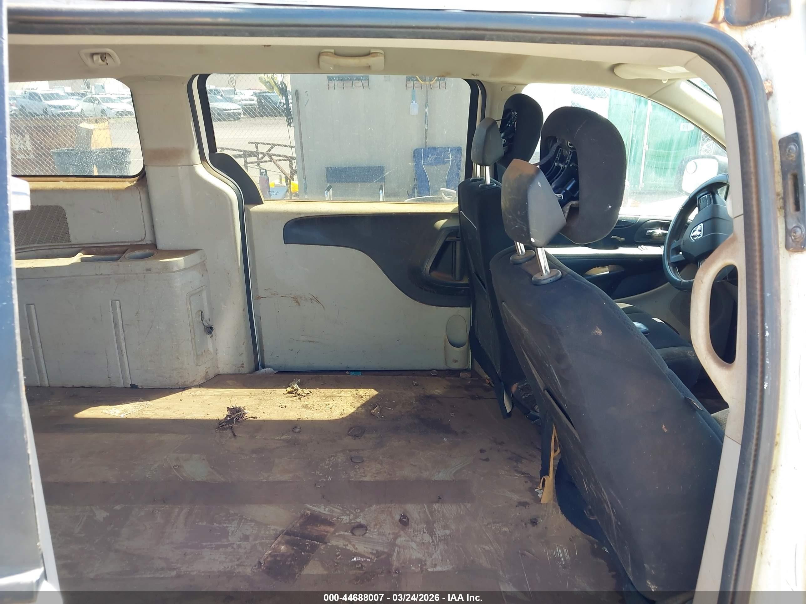 2013 Ram Cargo Tradesman White vin: 2C4JRGAG3DR533440