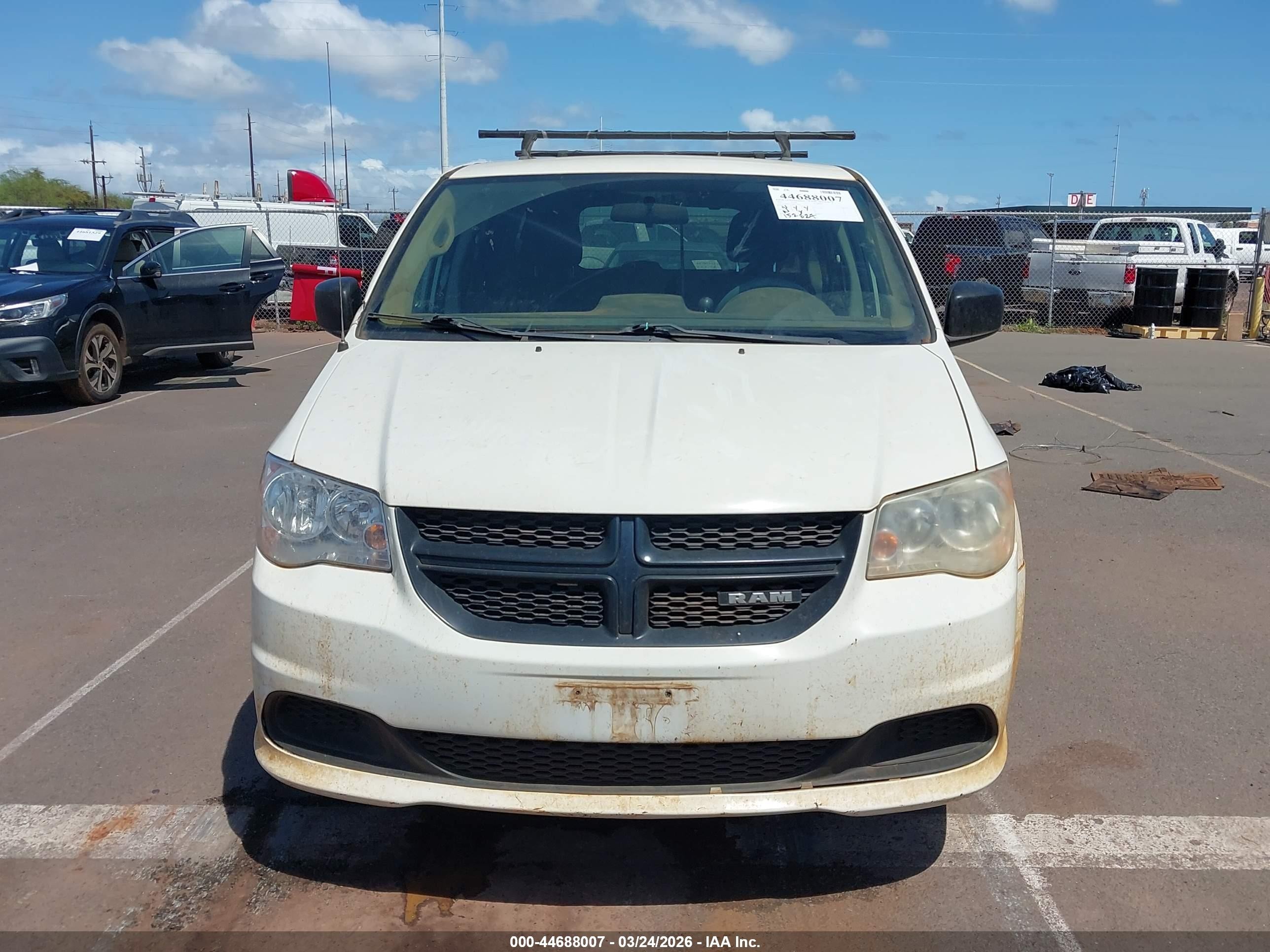 2013 Ram Cargo Tradesman White vin: 2C4JRGAG3DR533440